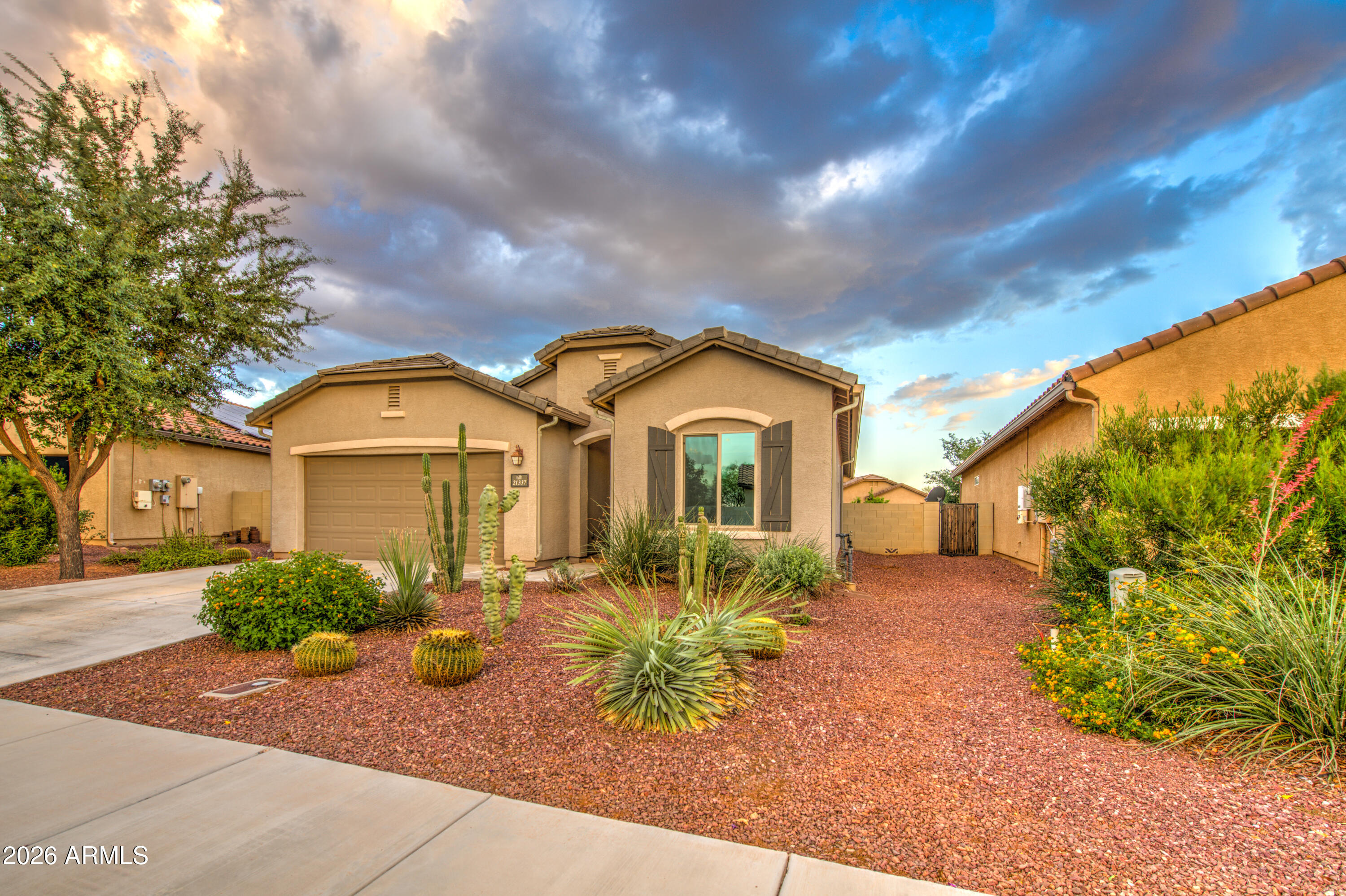 REPLT OF RED ROCK VLG 2 UNIT 2 LTS 610-619 670-674 - Residential