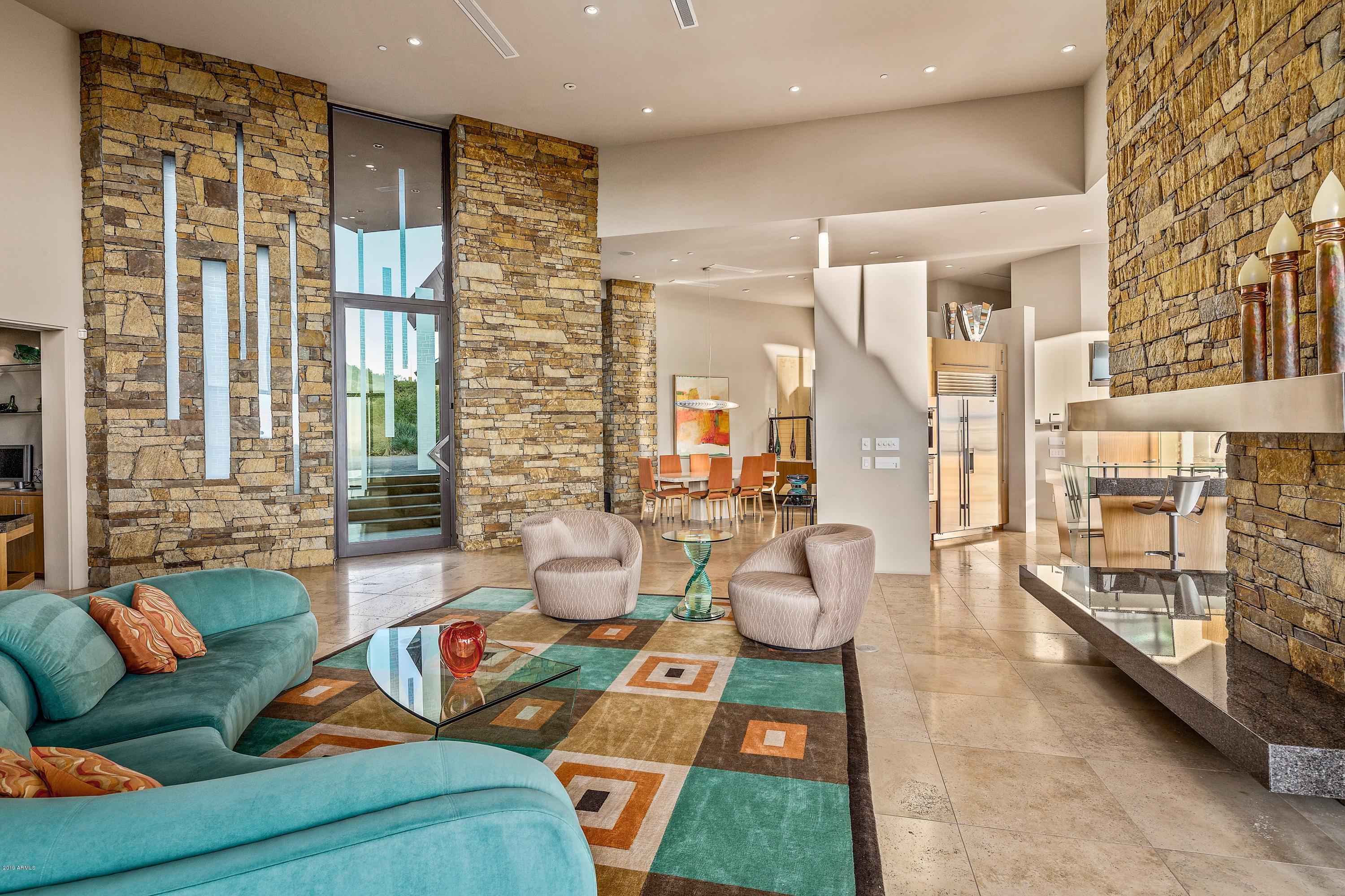 DESERT MOUNTAIN - Residential