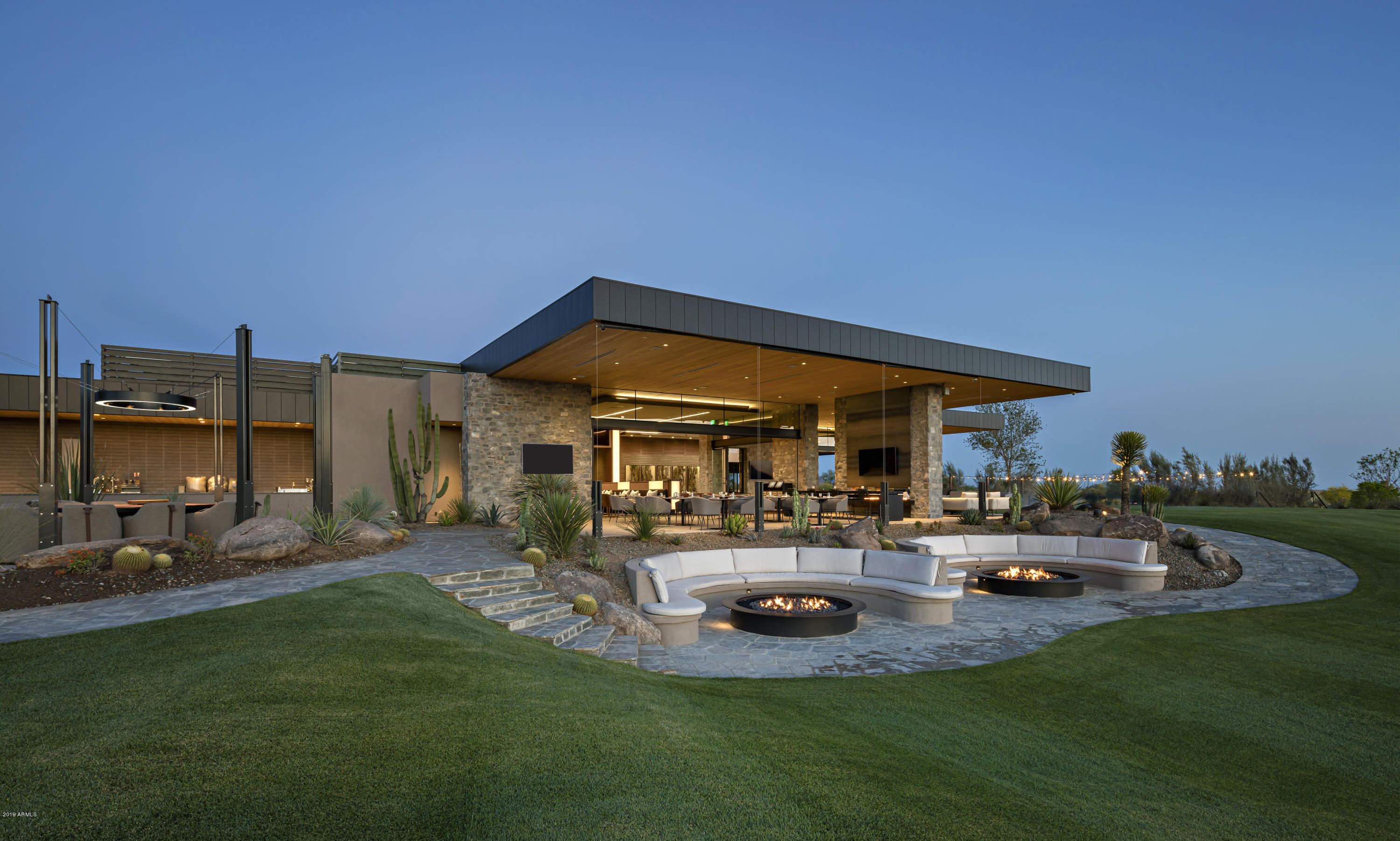 DESERT MOUNTAIN - Residential