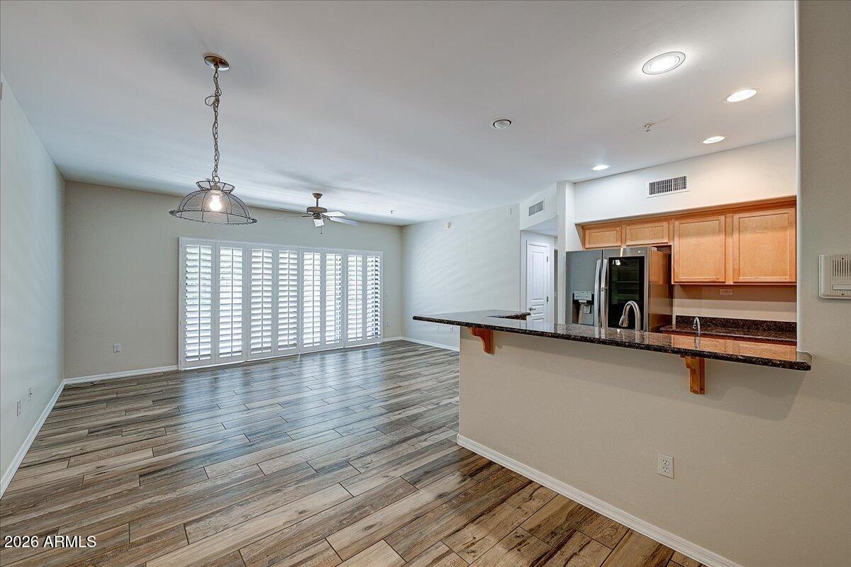 LA VERNE CONDOMINIUMS REPLAT - Residential