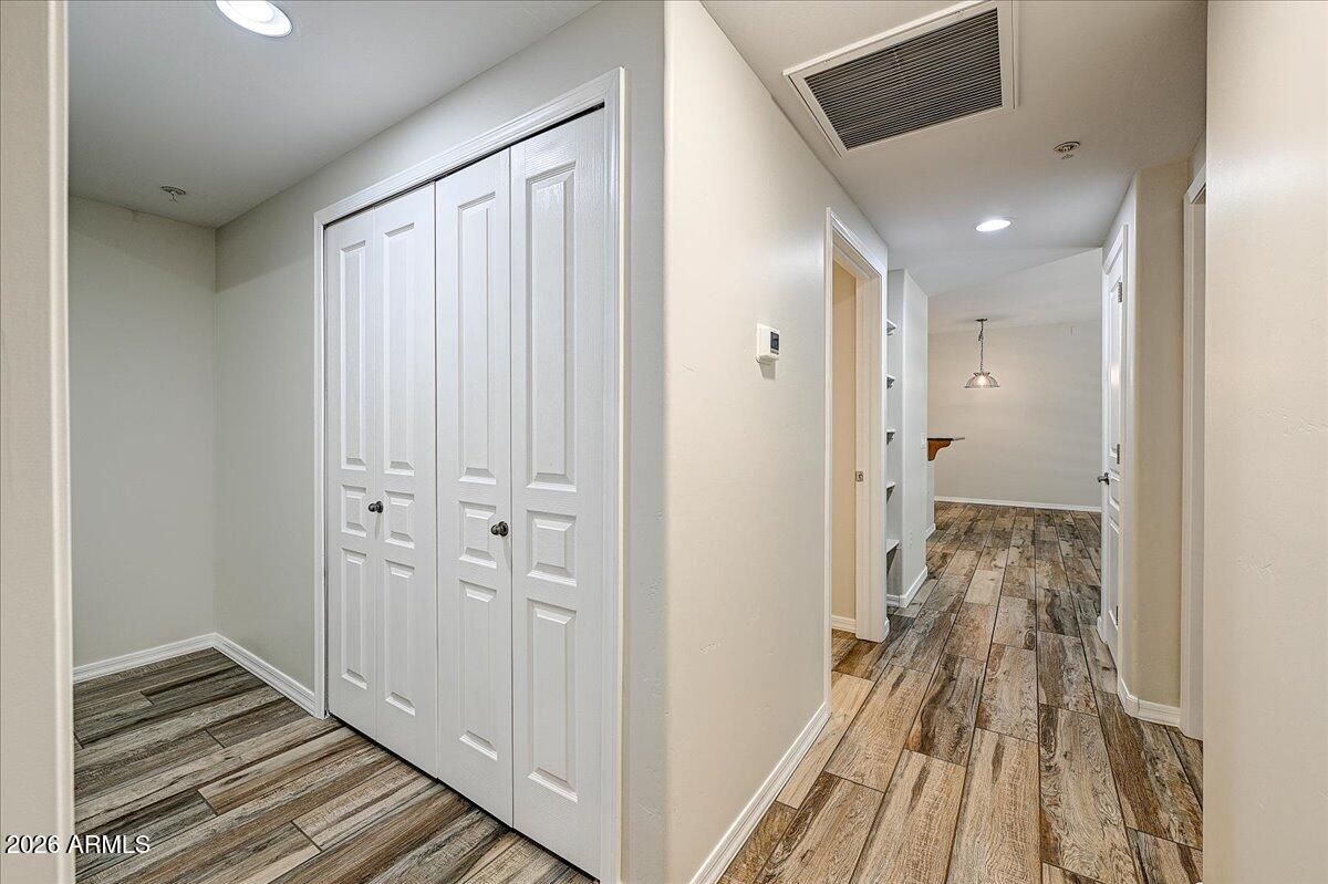 LA VERNE CONDOMINIUMS REPLAT - Residential