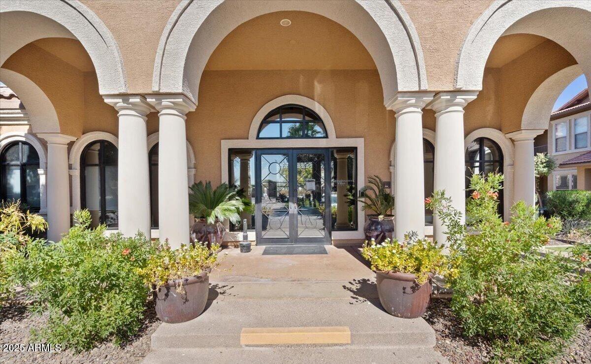 RENAISSANCE VILLAS ON THE PARK CONDOMINIUM - Residential