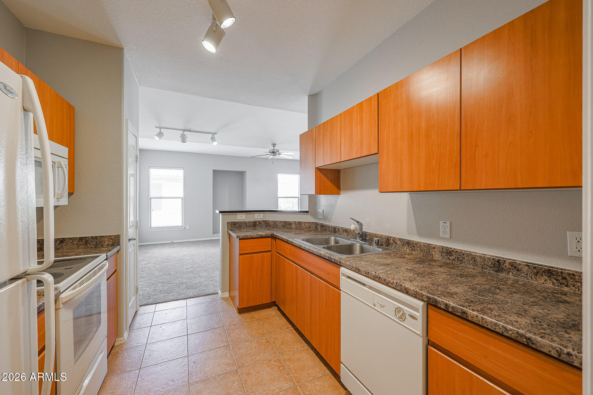 RENAISSANCE VILLAS ON THE PARK CONDOMINIUM - Residential