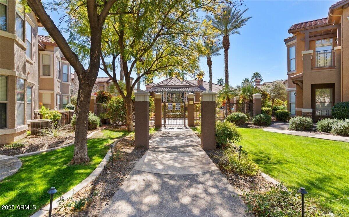 RENAISSANCE VILLAS ON THE PARK CONDOMINIUM - Residential