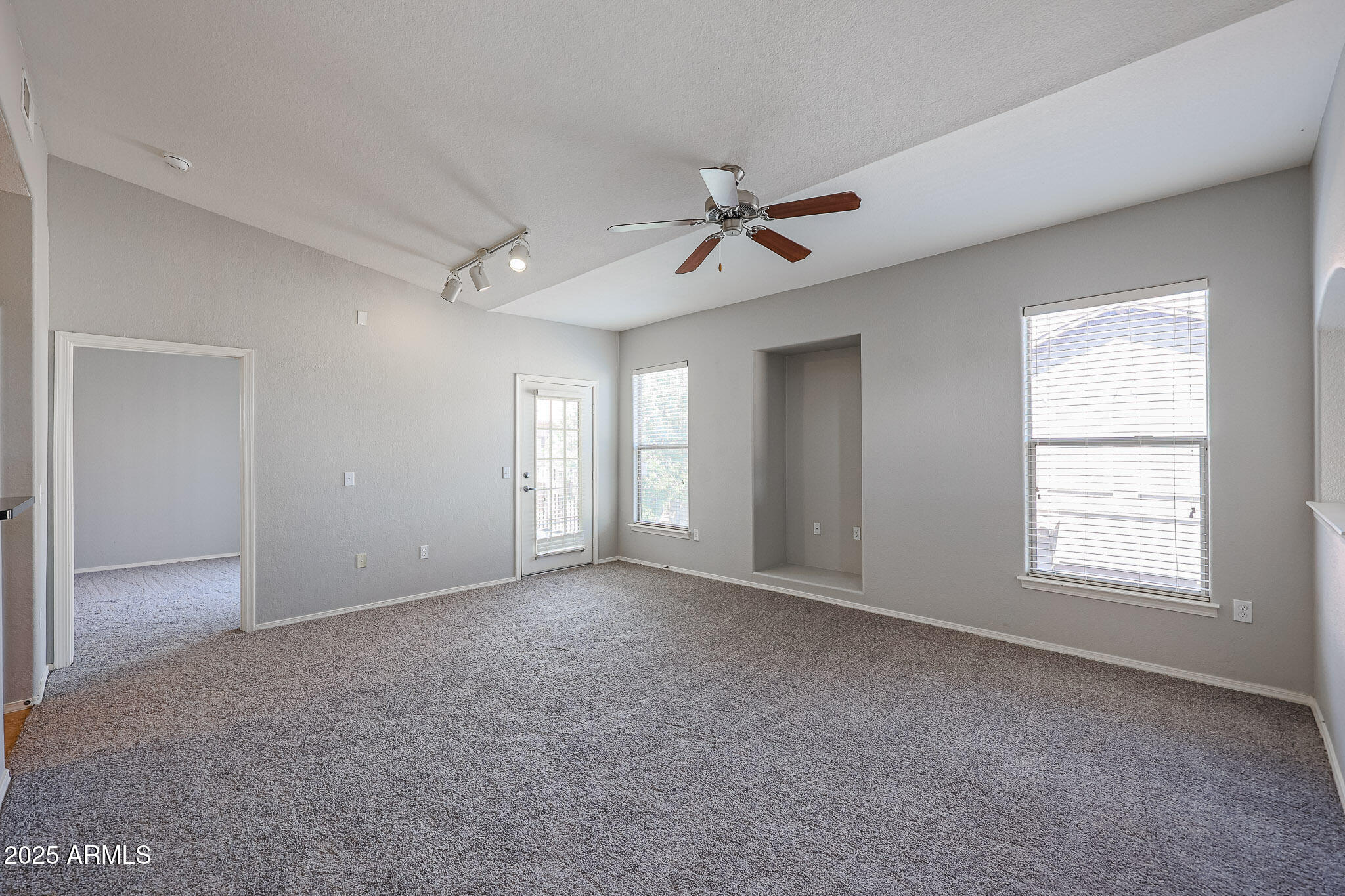RENAISSANCE VILLAS ON THE PARK CONDOMINIUM - Residential
