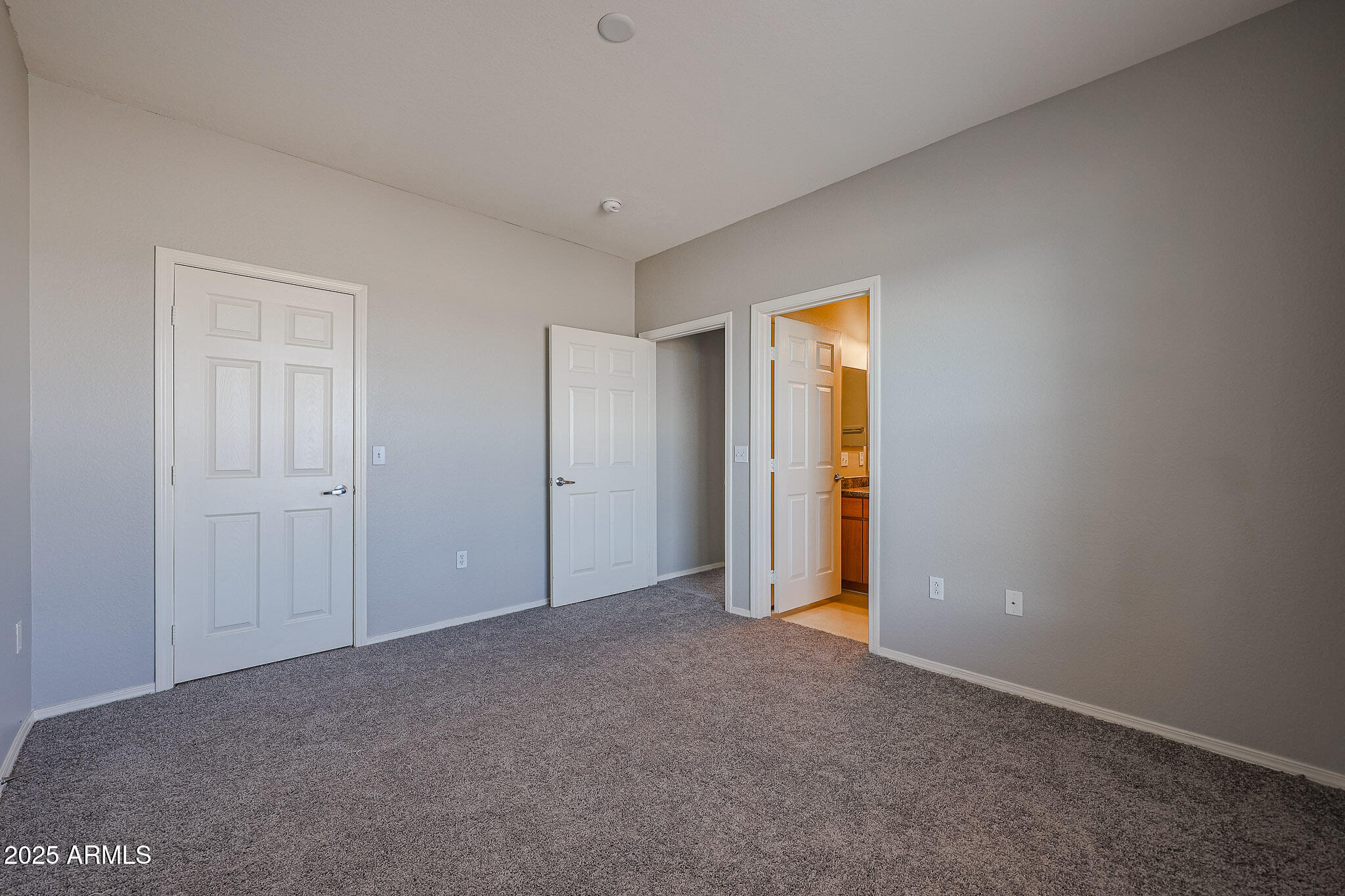 RENAISSANCE VILLAS ON THE PARK CONDOMINIUM - Residential