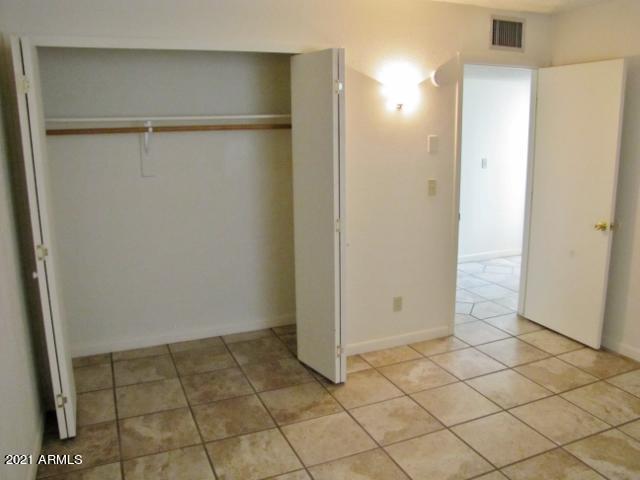 VISTA VILLAGE UNIT 5 - Residential Lease