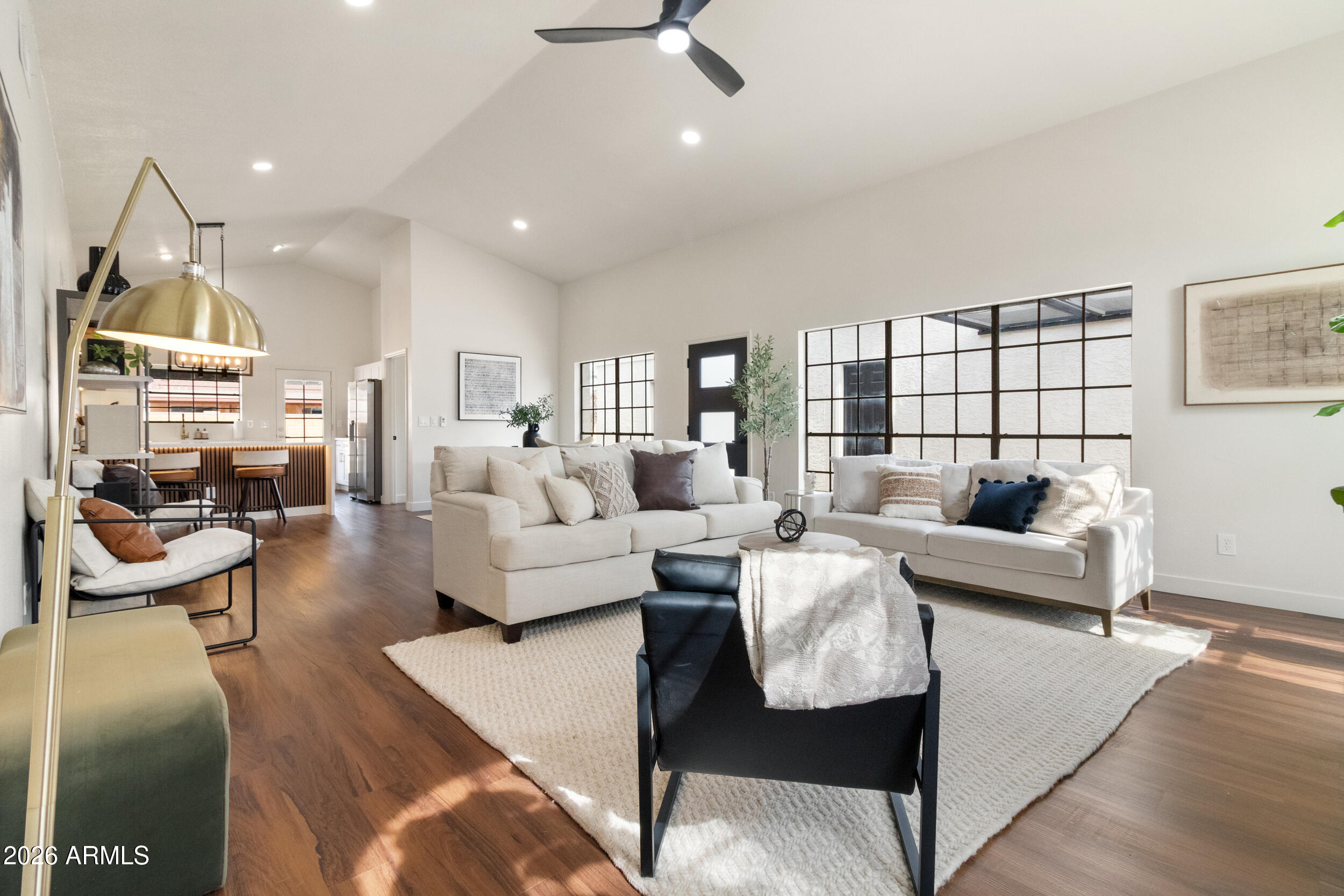 SARATOGA SQUARE MCR 215-4 - Residential