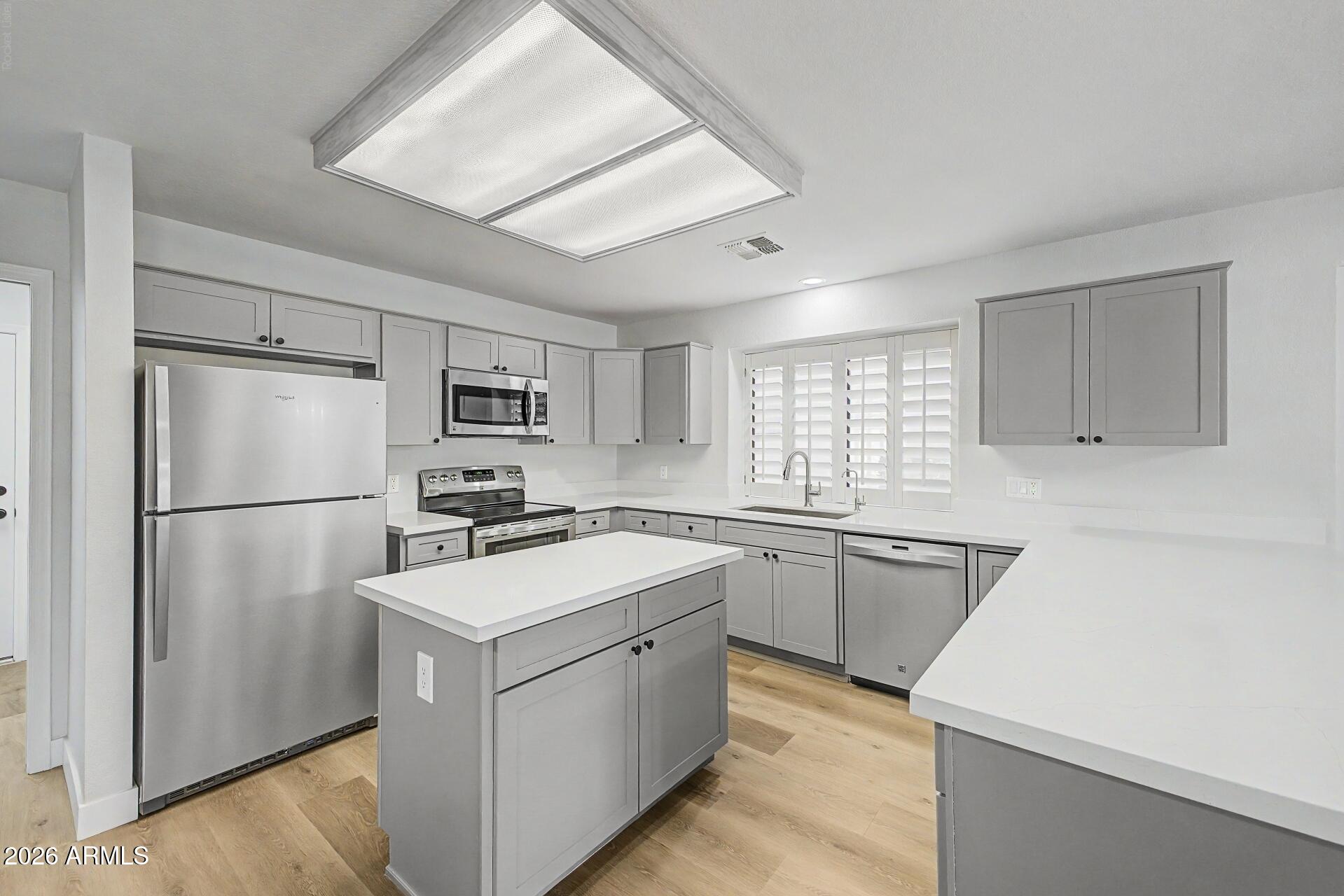 SHADOW RIDGE AT WESTBROOK VILLAGE LT 662-730 TR A - Residential