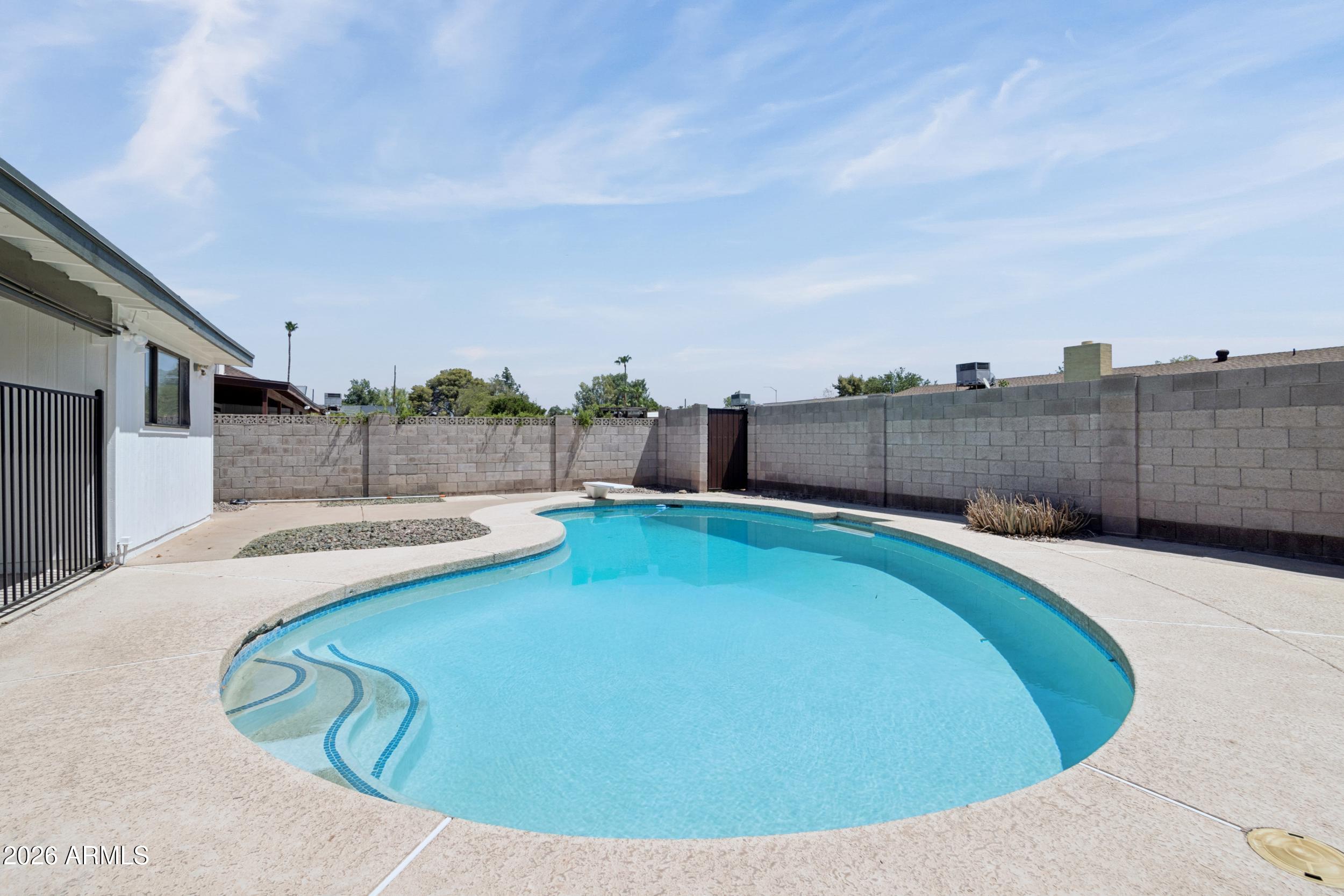 TIERRA ESTE PARK UNIT 4 - Residential