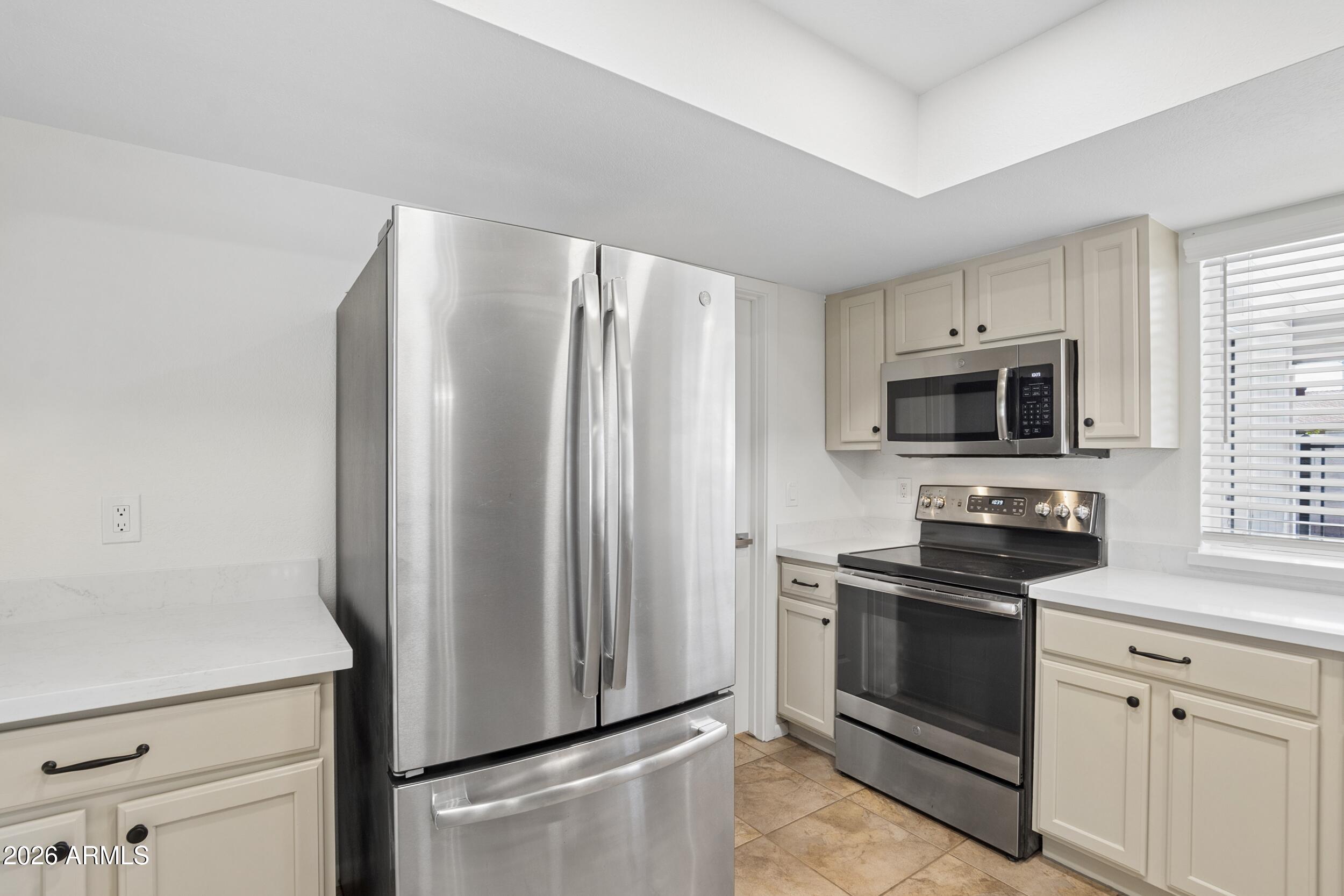 TIERRA ESTE PARK UNIT 4 - Residential
