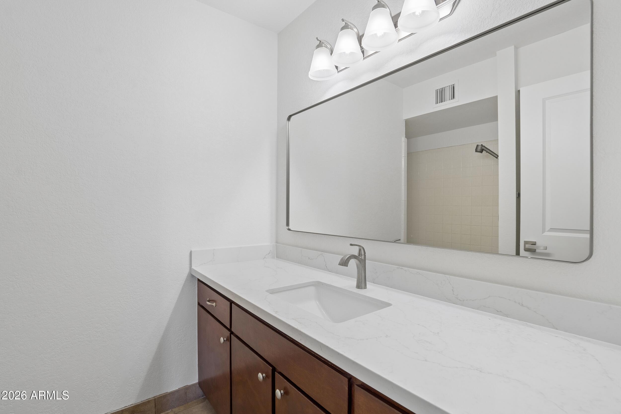TIERRA ESTE PARK UNIT 4 - Residential