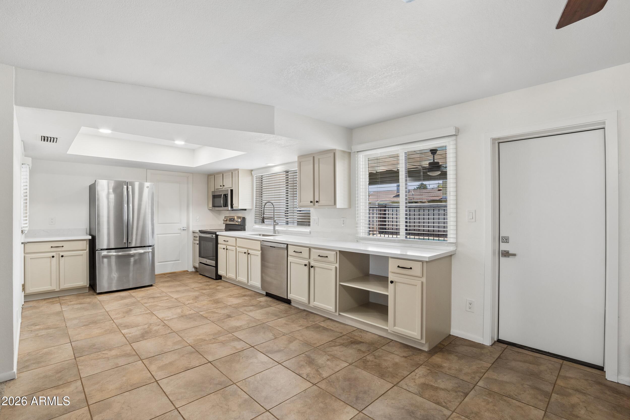 TIERRA ESTE PARK UNIT 4 - Residential