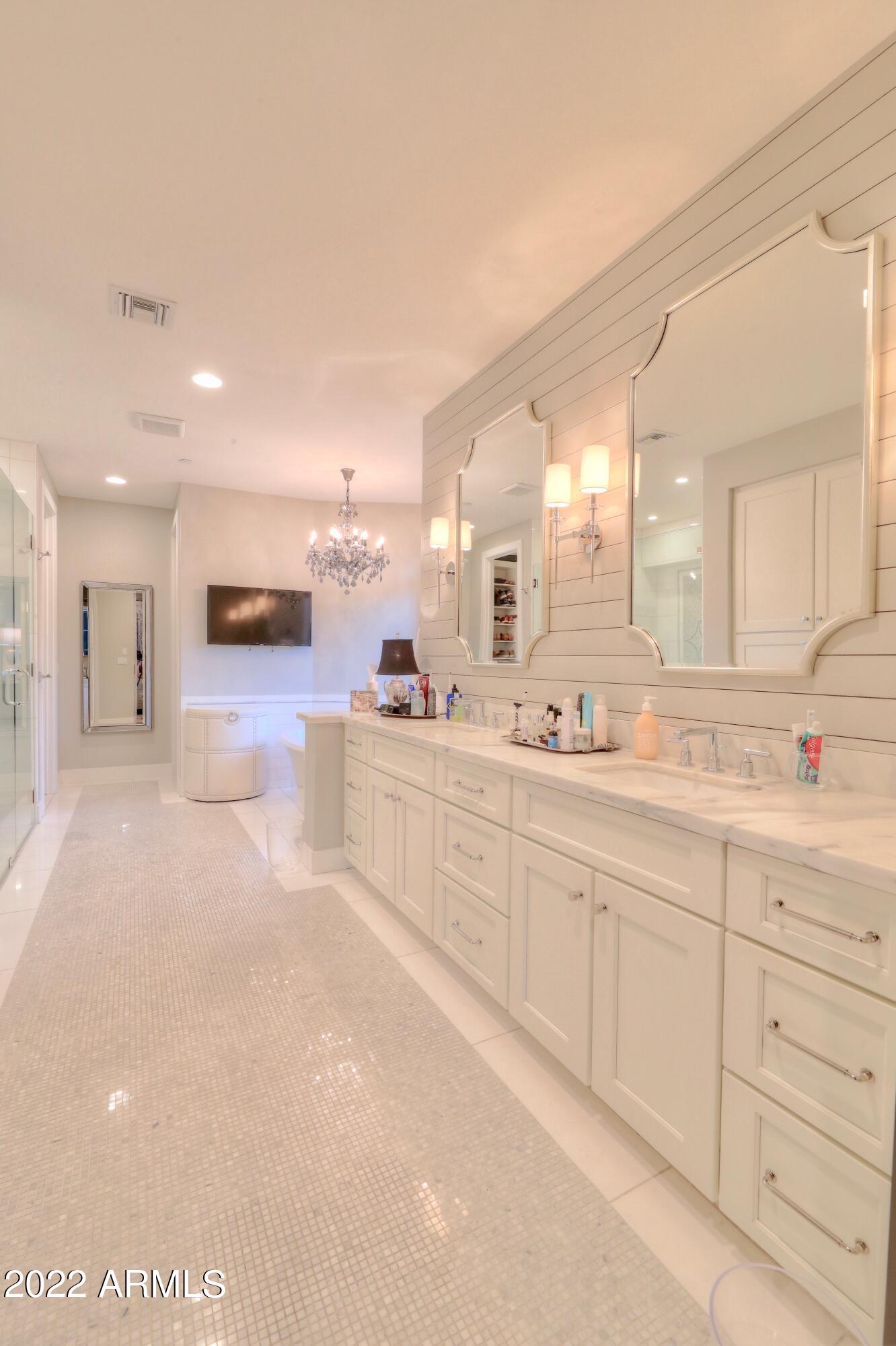 La Donna Estates - Residential