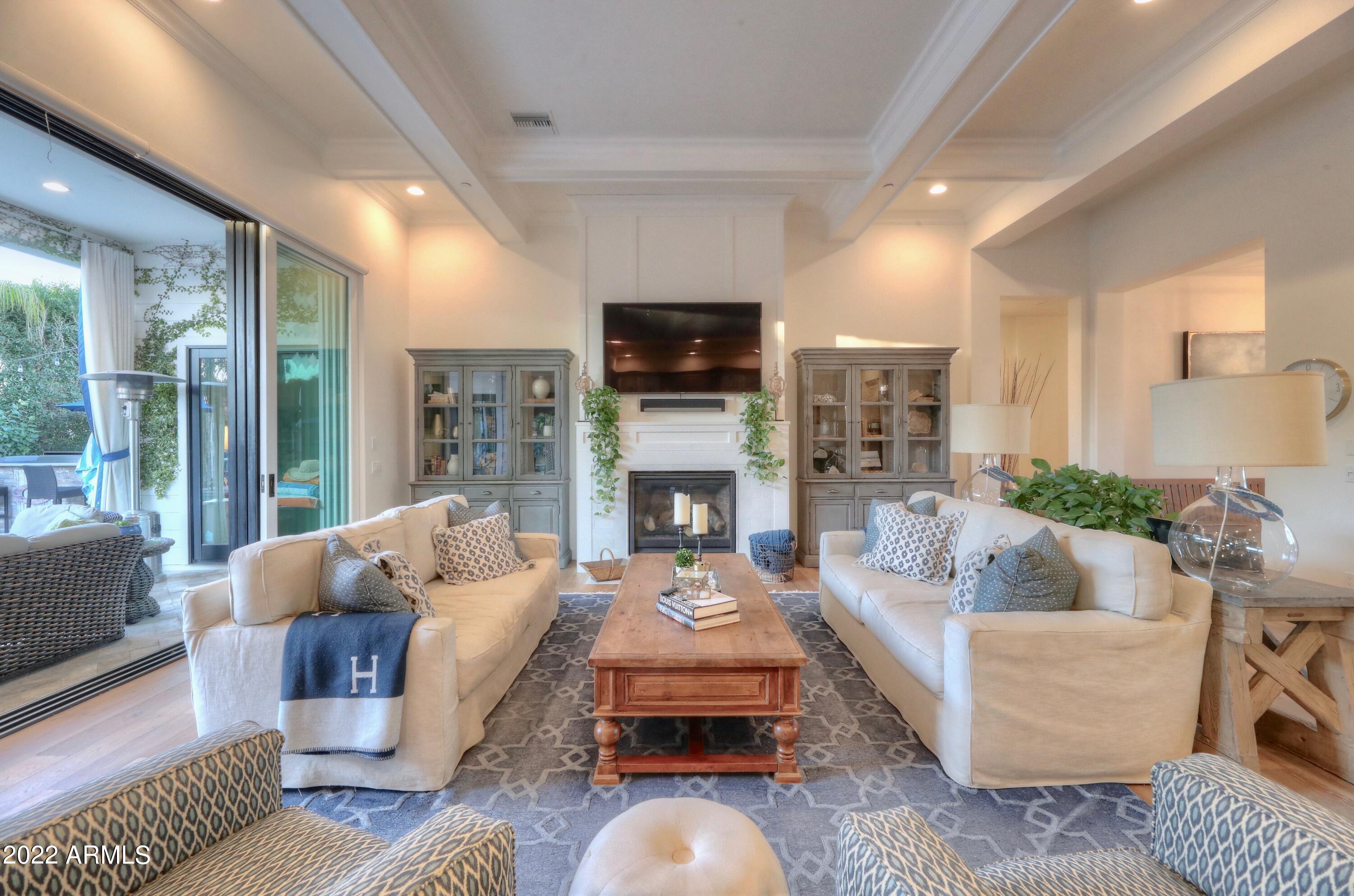 La Donna Estates - Residential