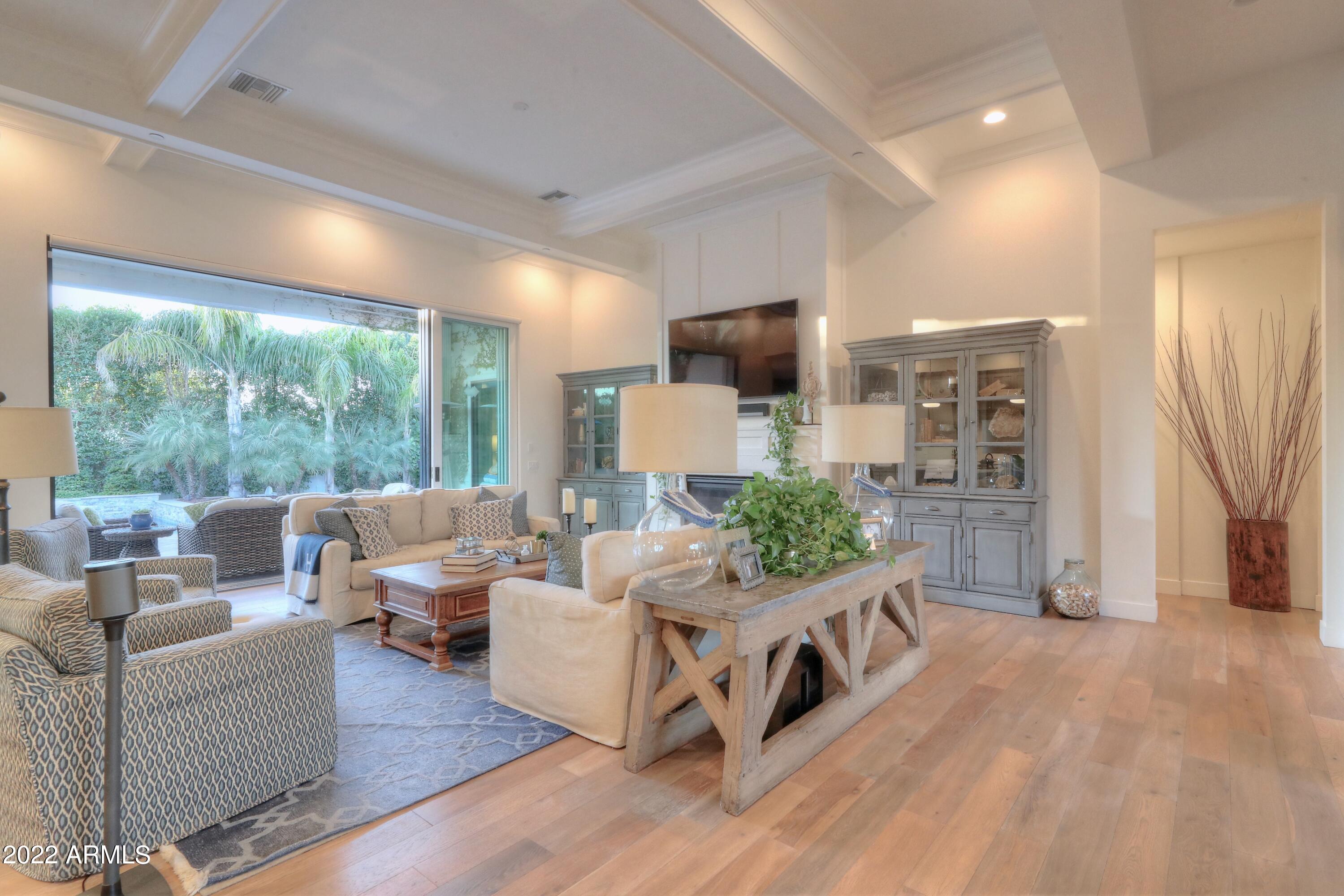 La Donna Estates - Residential