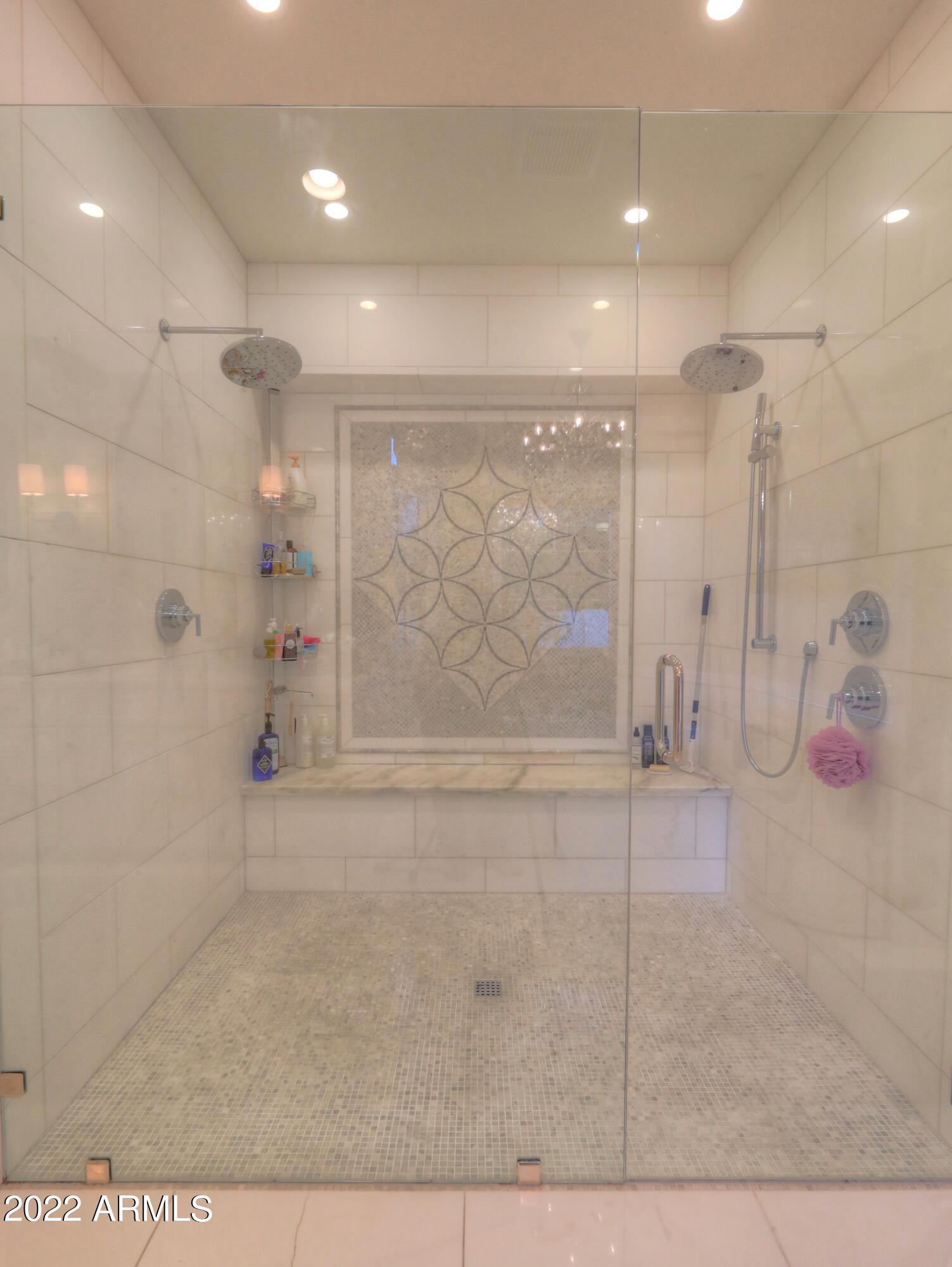 La Donna Estates - Residential