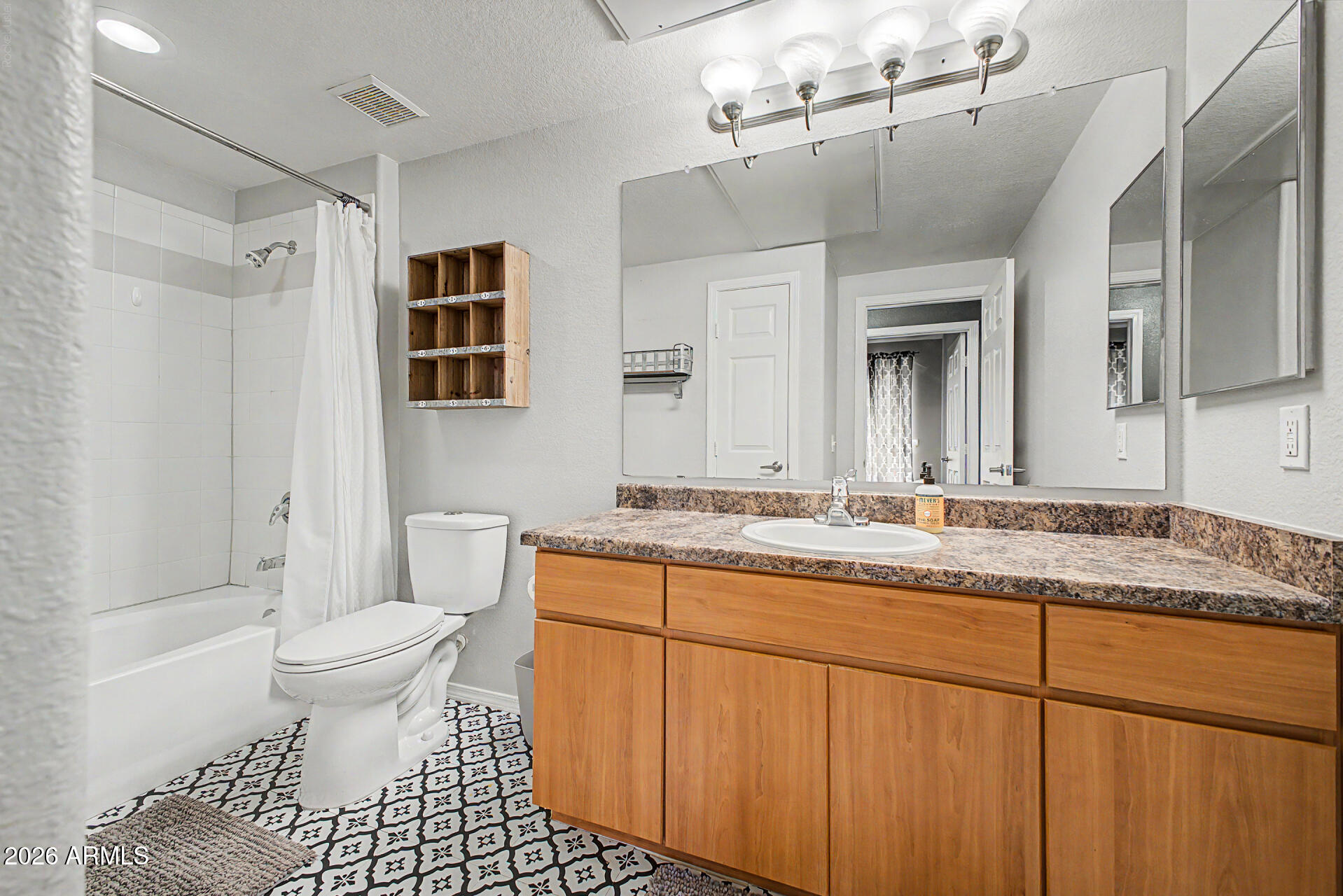 RENAISSANCE VILLAS ON THE PARK CONDOMINIUM - Residential