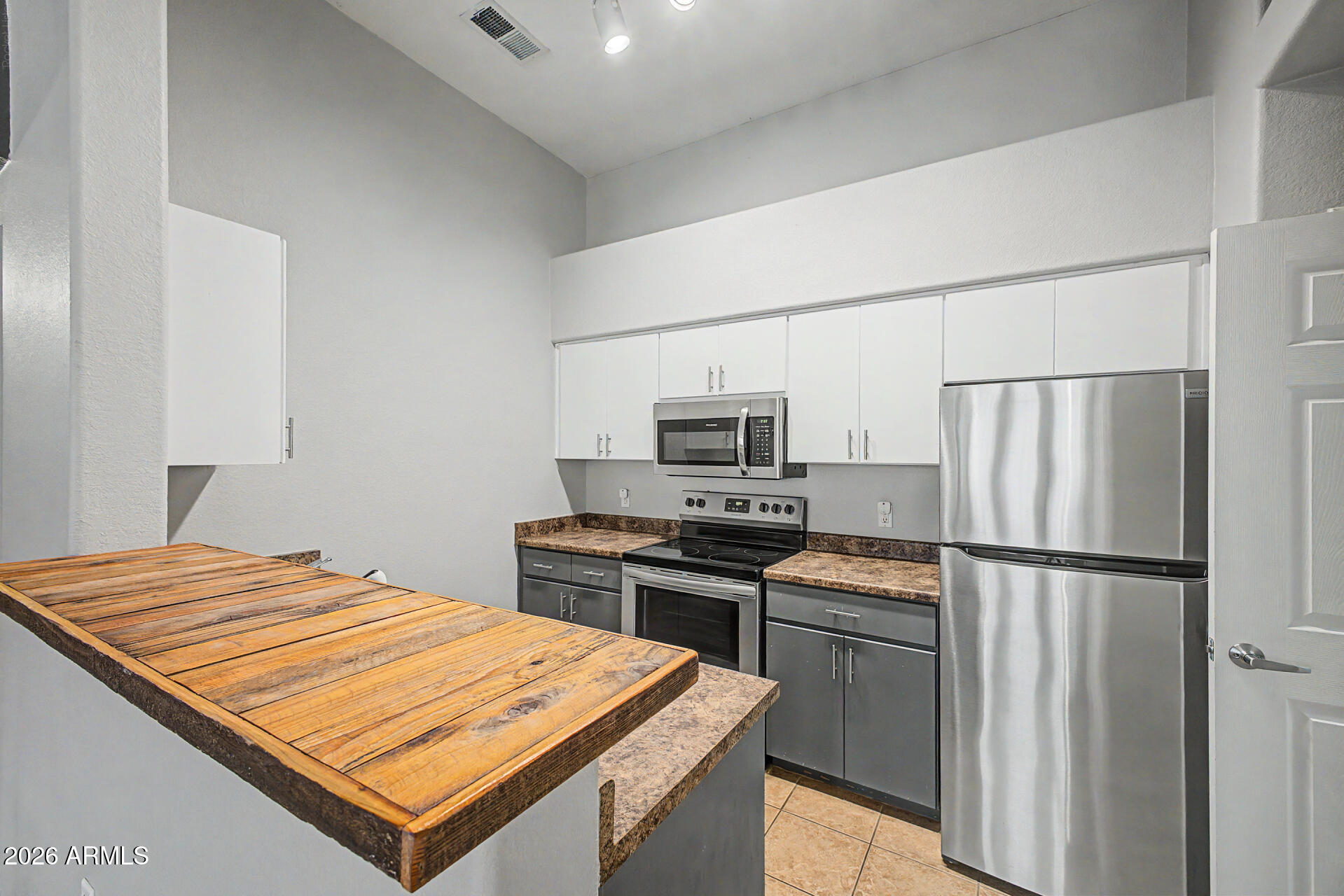 RENAISSANCE VILLAS ON THE PARK CONDOMINIUM - Residential