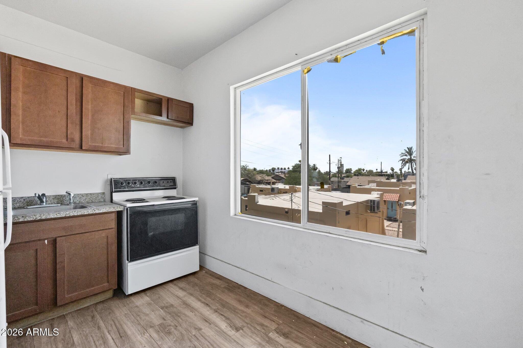 CAPITOL BLK 43, 44, 35-38, 29, 30 - Residential Income