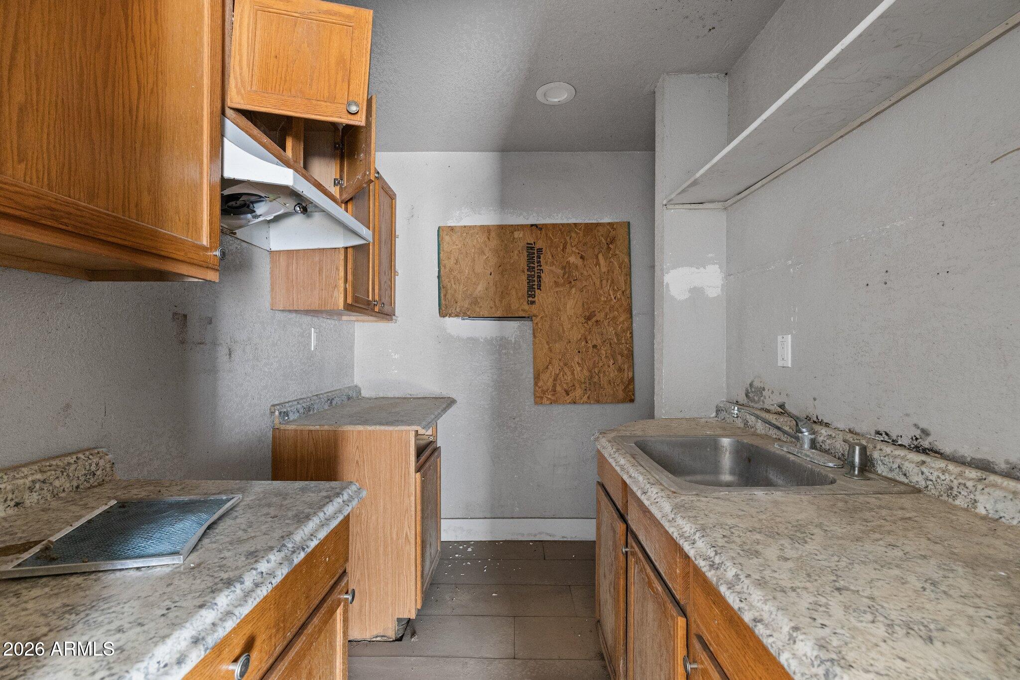 CAPITOL BLK 43, 44, 35-38, 29, 30 - Residential Income