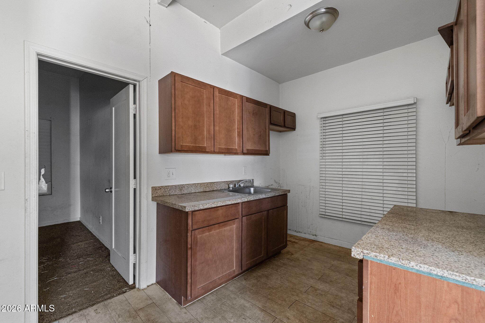 CAPITOL BLK 43, 44, 35-38, 29, 30 - Residential Income