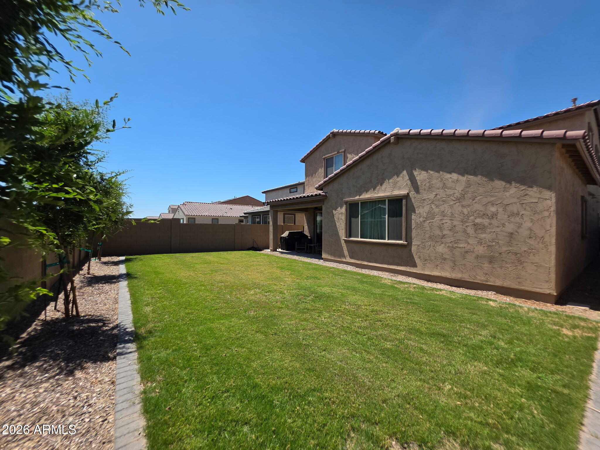 HAWES CROSSING VILLAGE 2 PARCEL A REPLAT - Residential