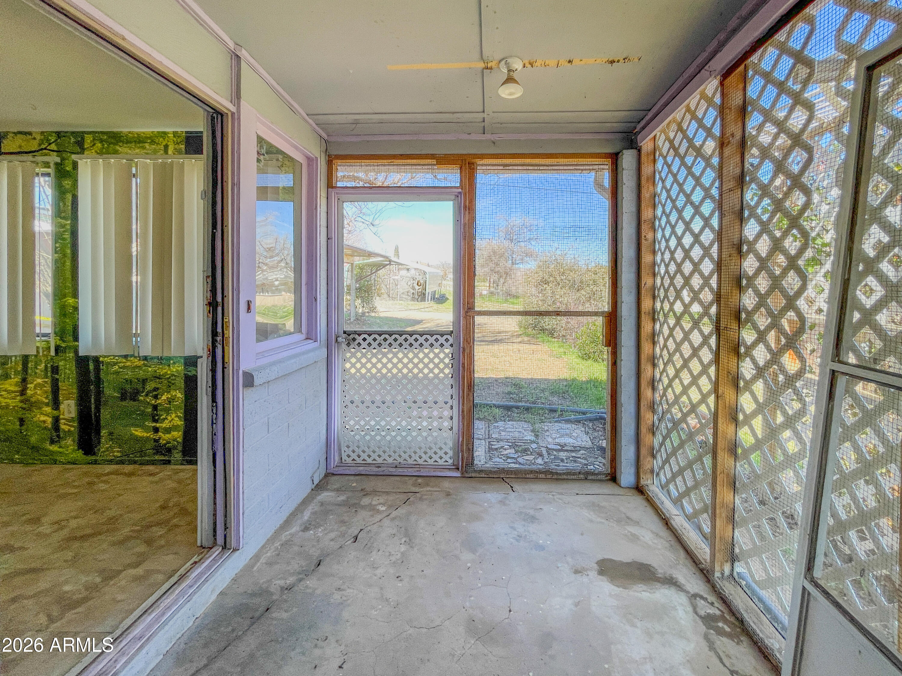 MAYER TOWNSITE - Residential