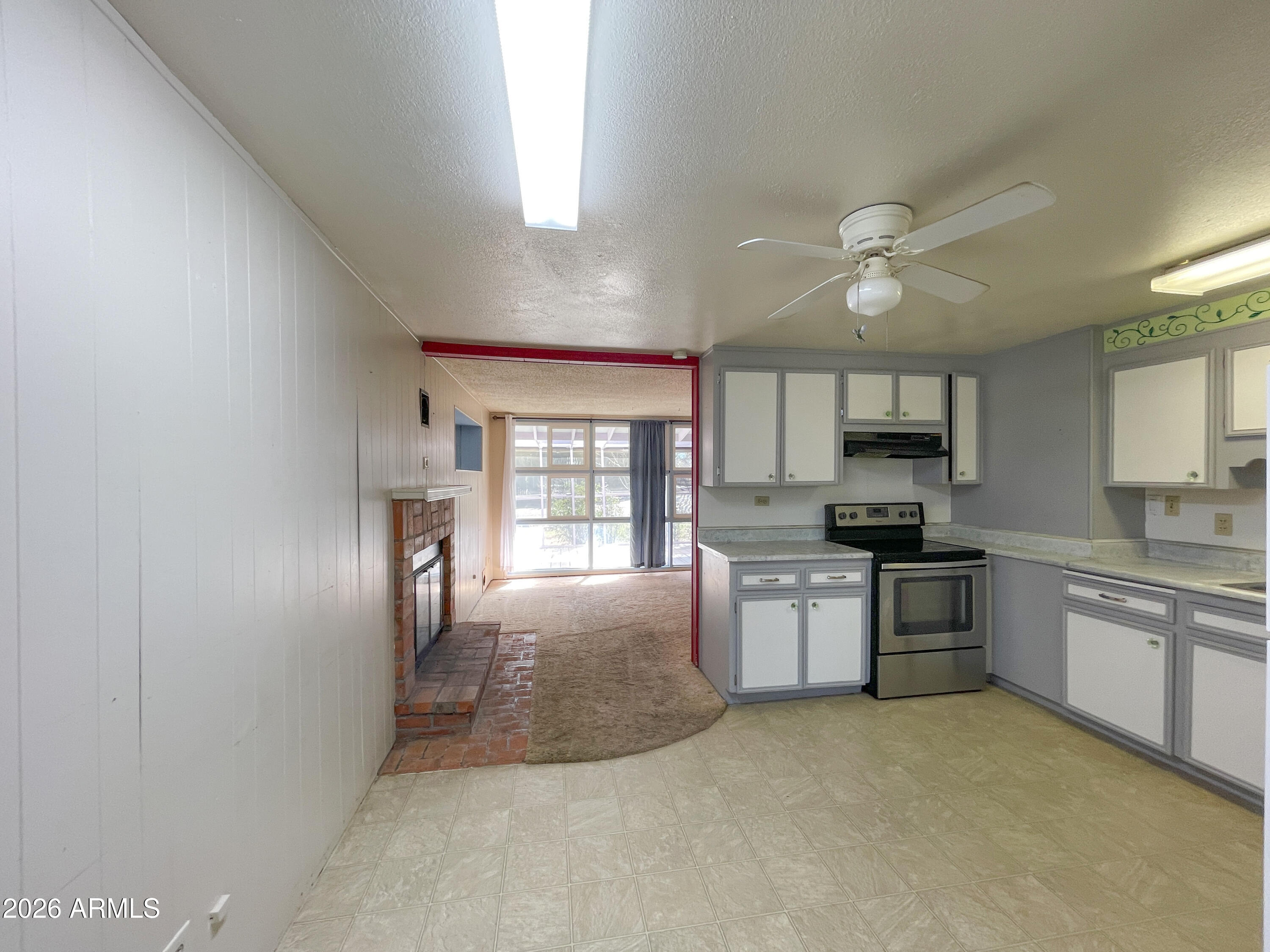 MAYER TOWNSITE - Residential