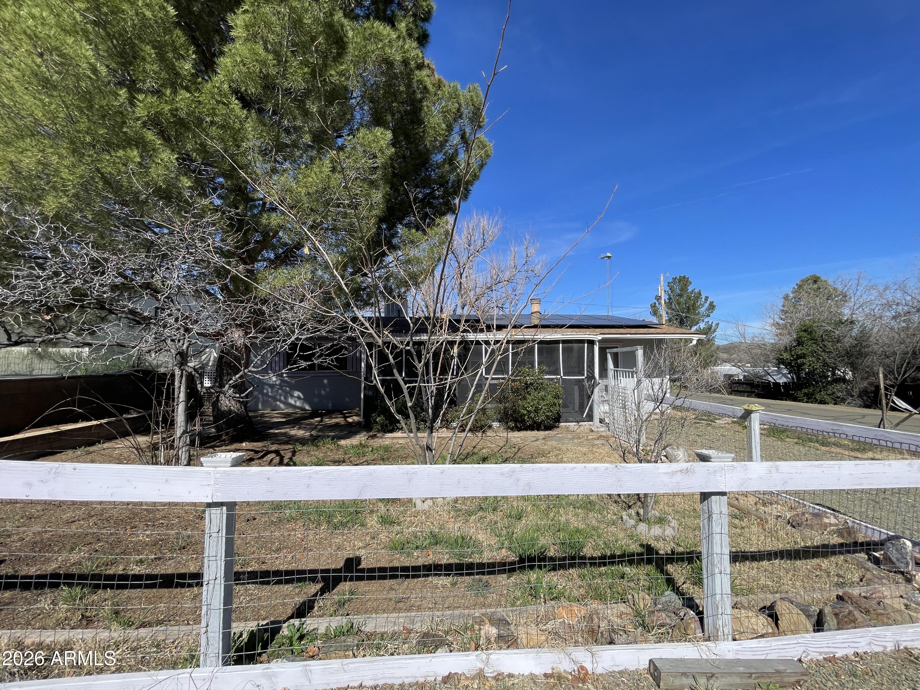 MAYER TOWNSITE - Residential