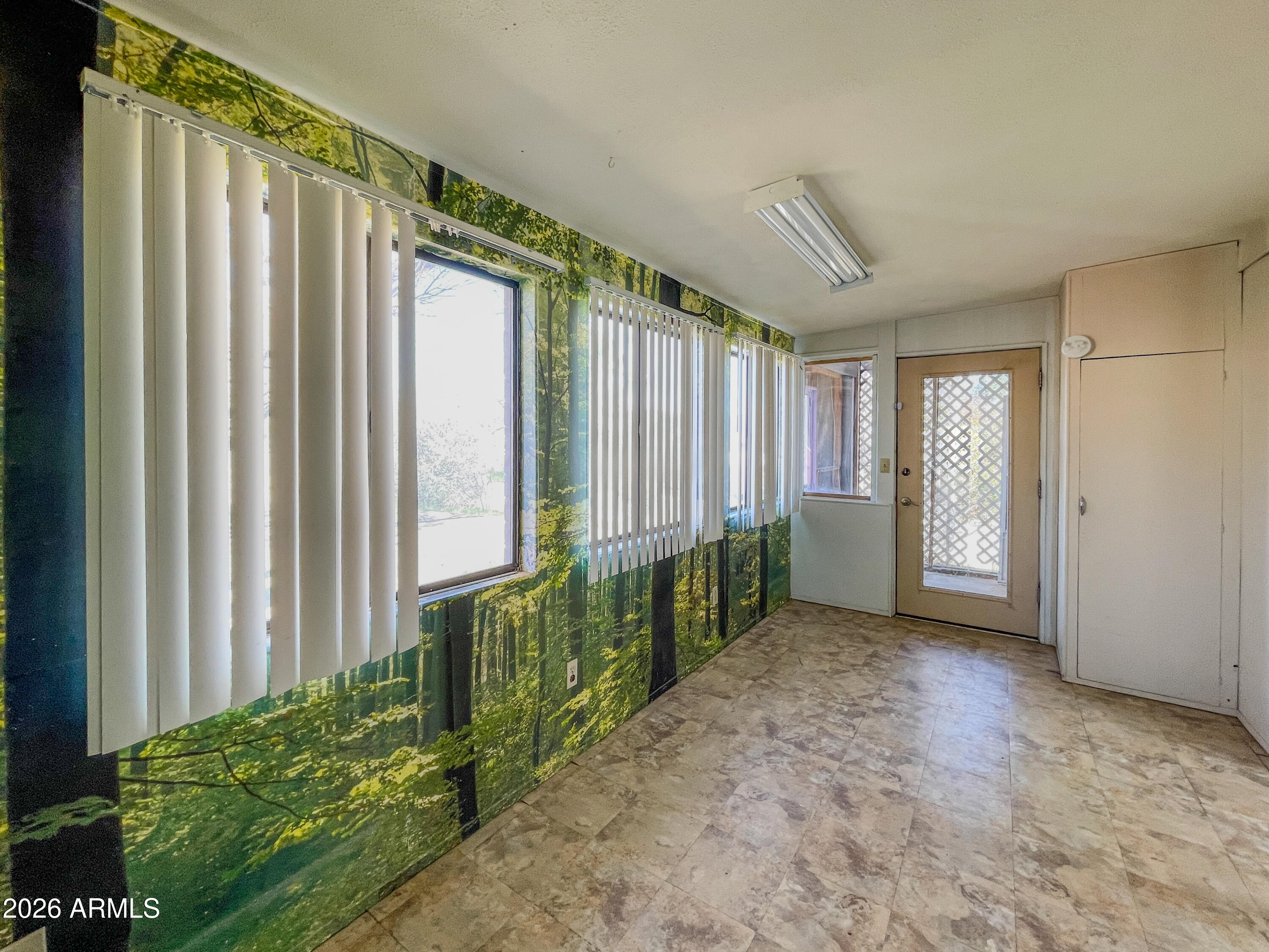 MAYER TOWNSITE - Residential