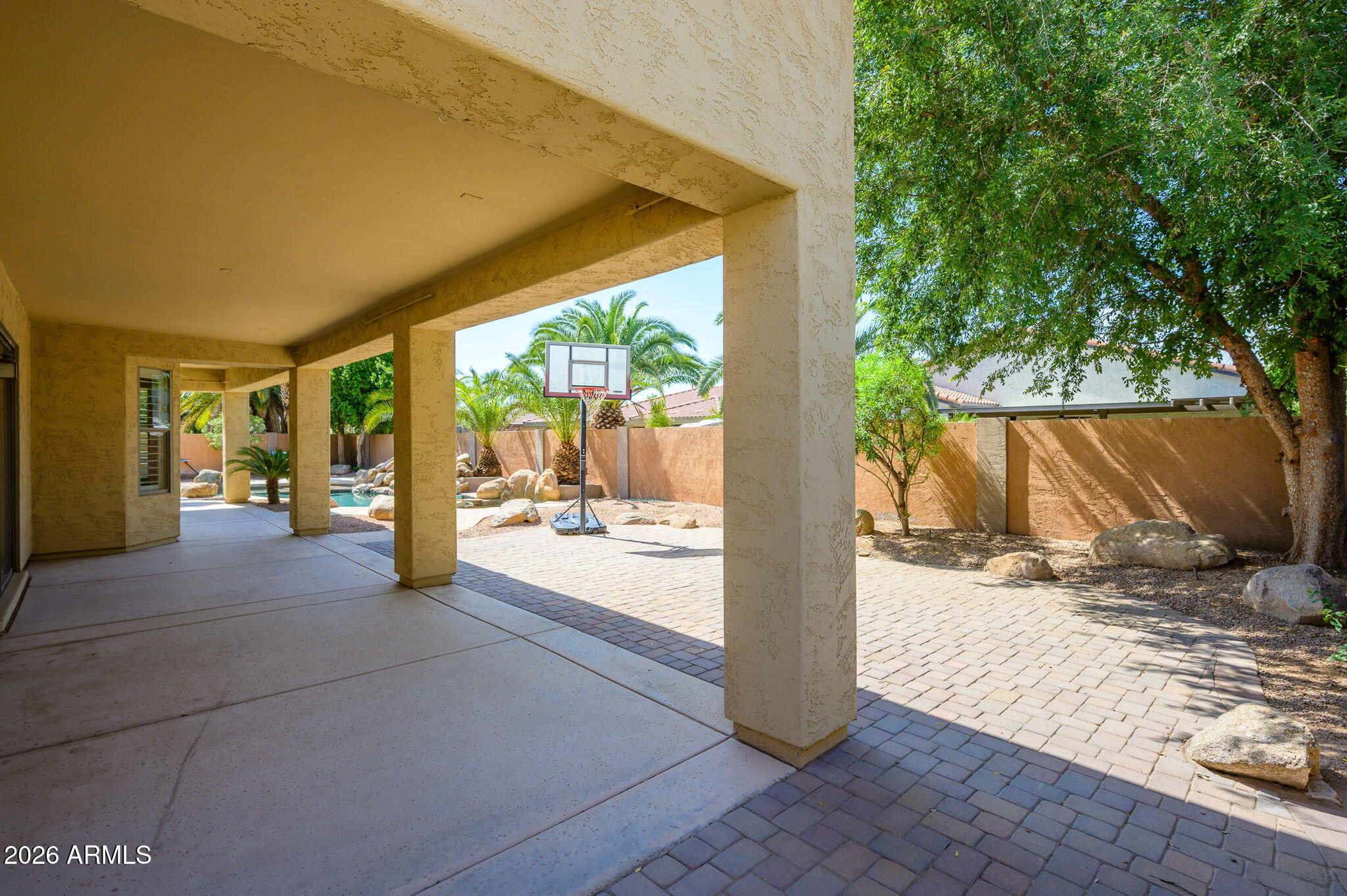 ALMA SCHOOL PLACE - Residential