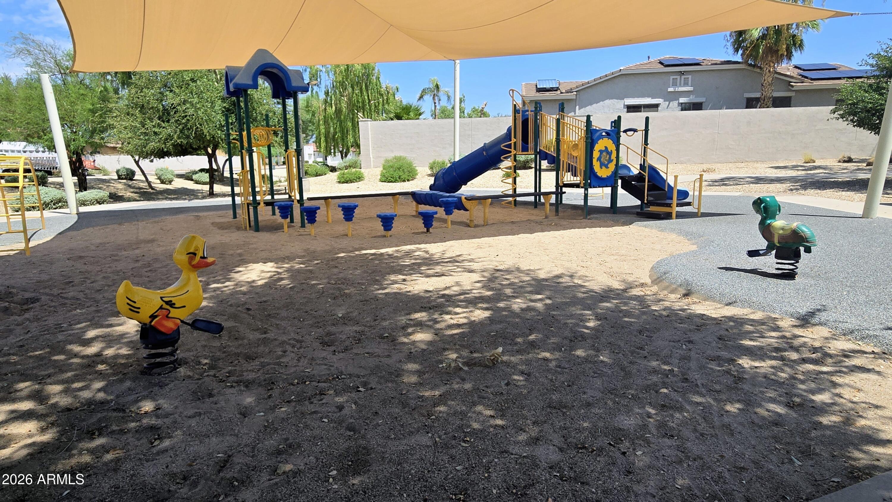 ALMA SCHOOL PLACE - Residential