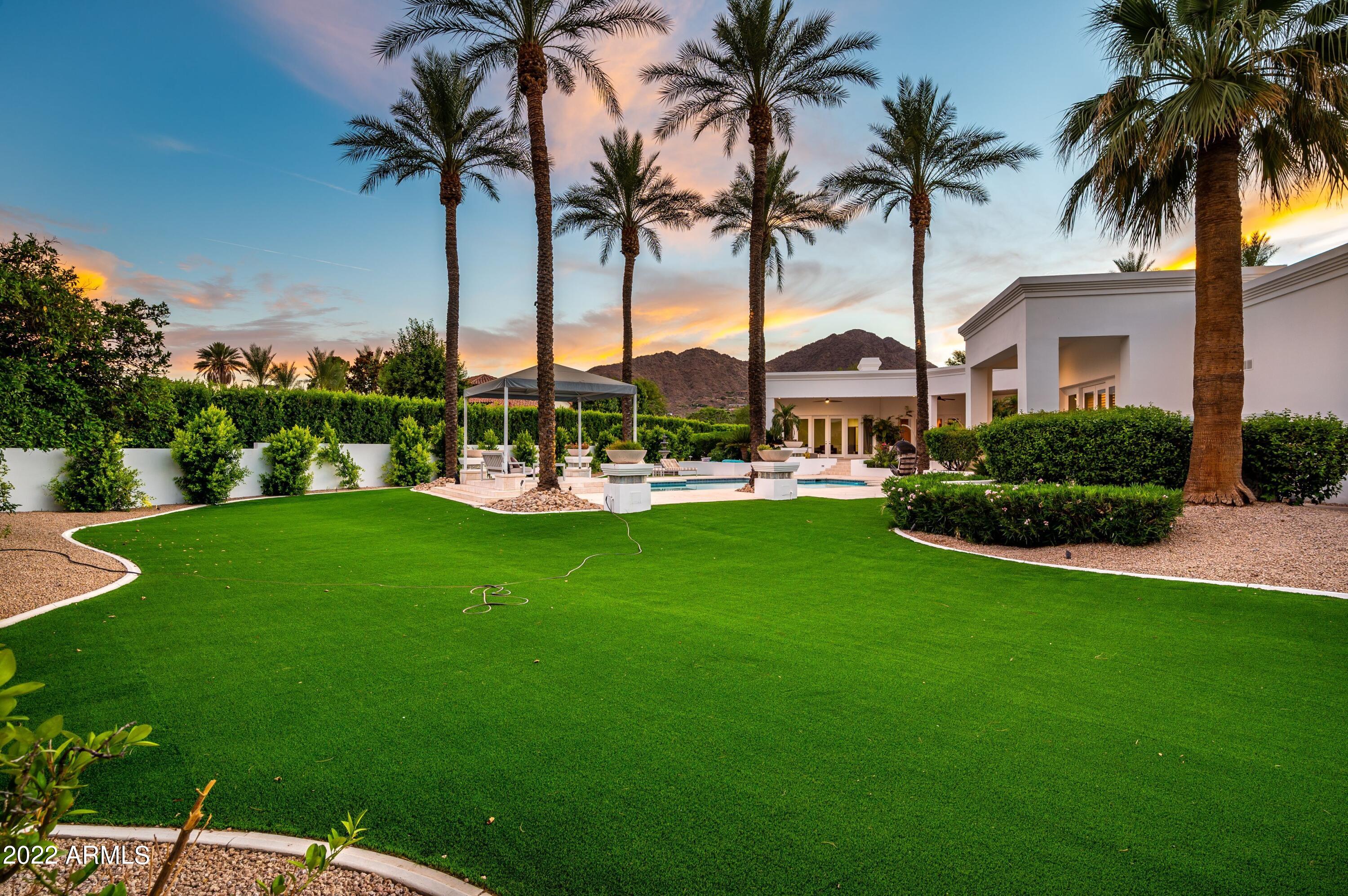 PARADISE VALLEY PUEBLOS LOT 3 MCR 293-6 - Residential