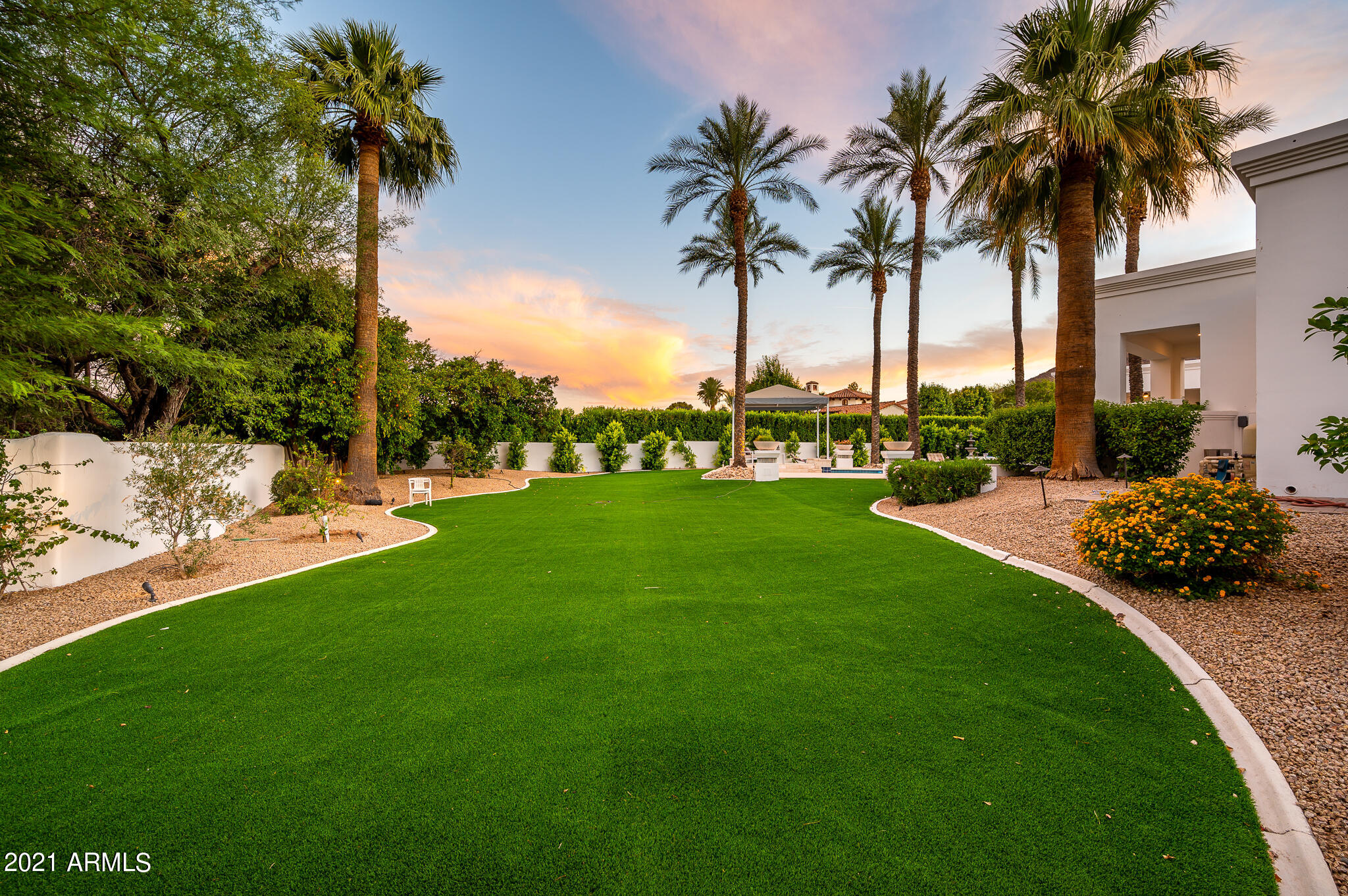 PARADISE VALLEY PUEBLOS LOT 3 MCR 293-6 - Residential