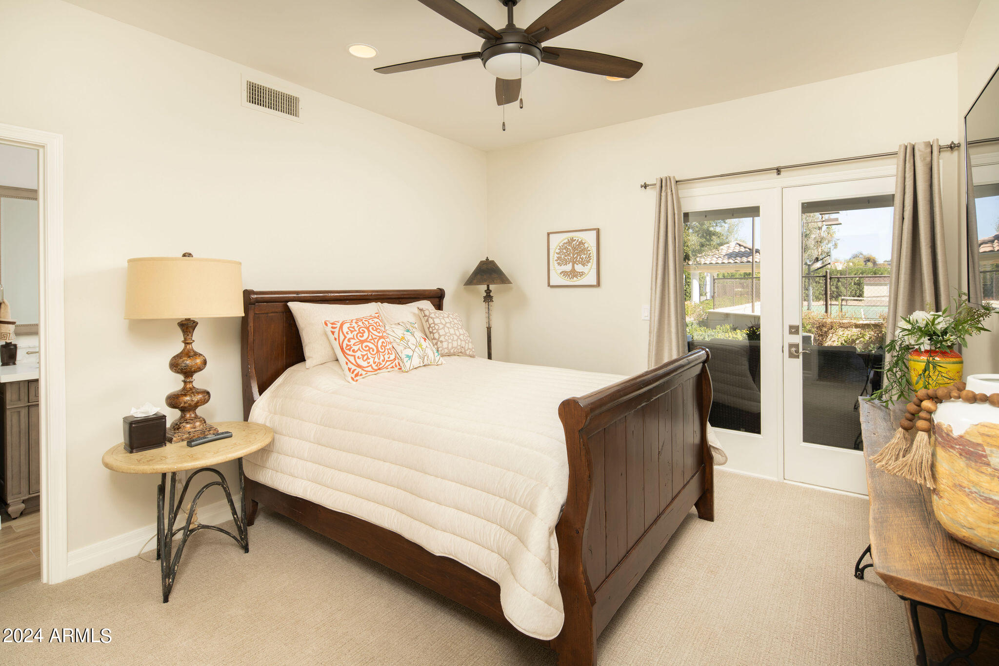 CAMELBACK COUNTRY ESTATES - Residential