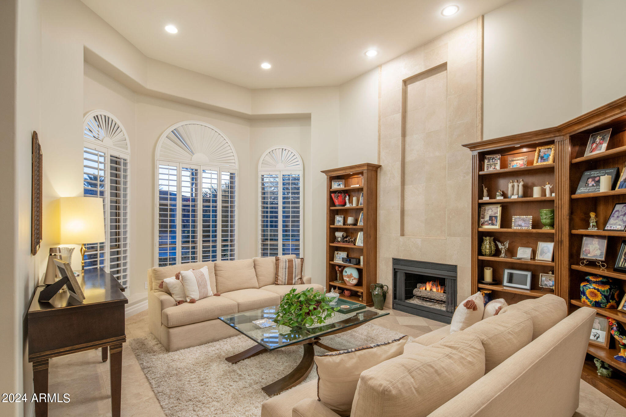 CAMELBACK COUNTRY ESTATES - Residential