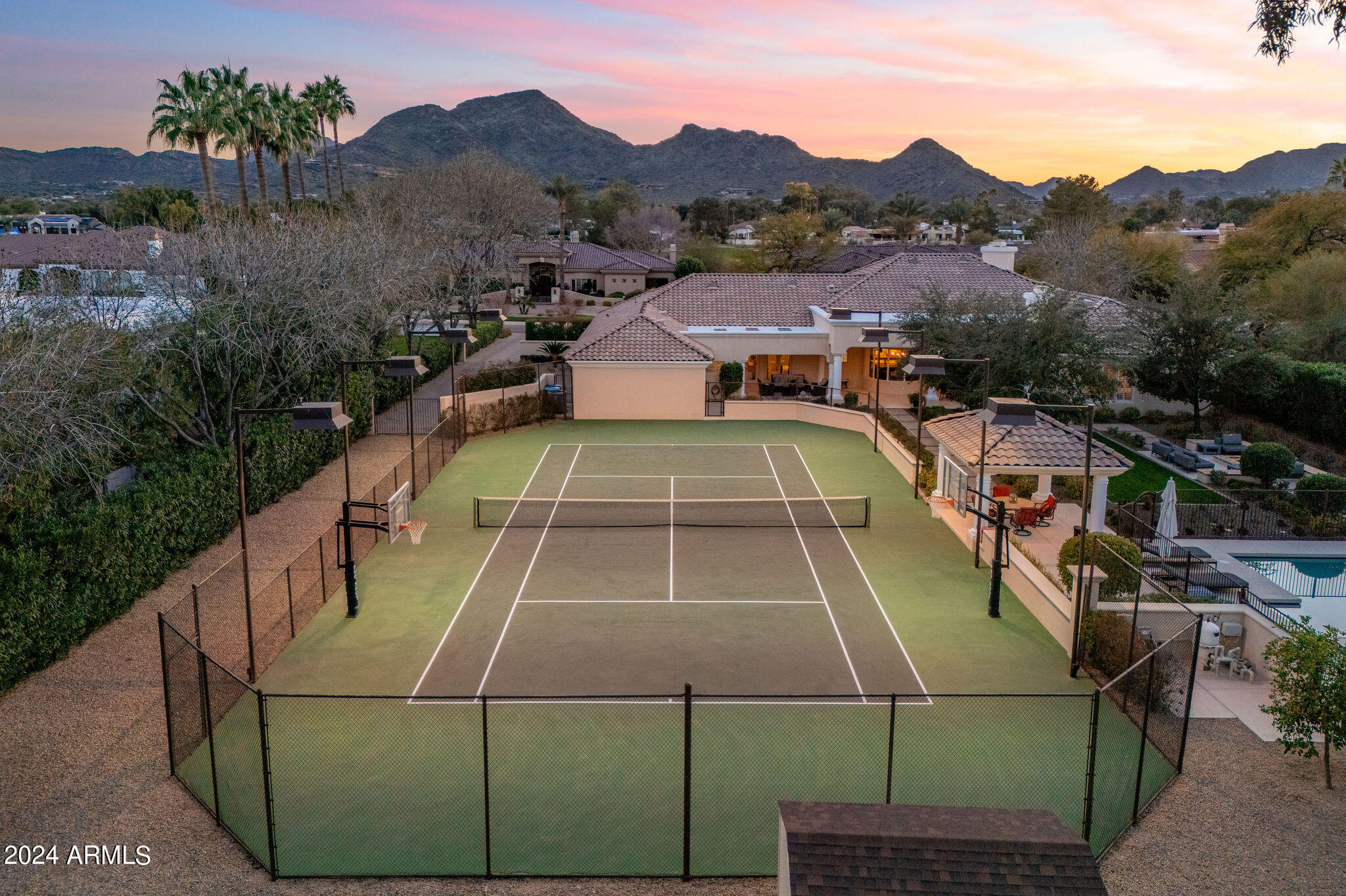 CAMELBACK COUNTRY ESTATES - Residential