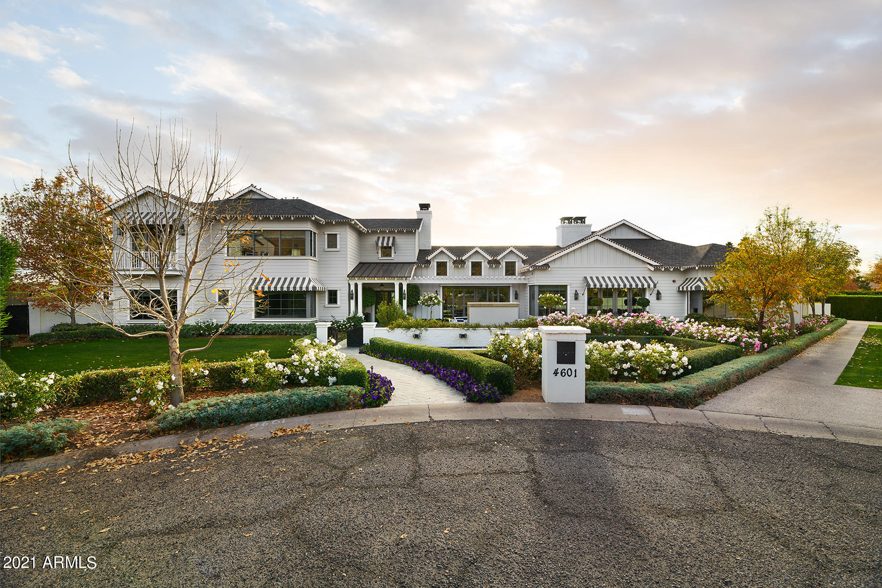 ROYAL PALM CIRCLE - Residential
