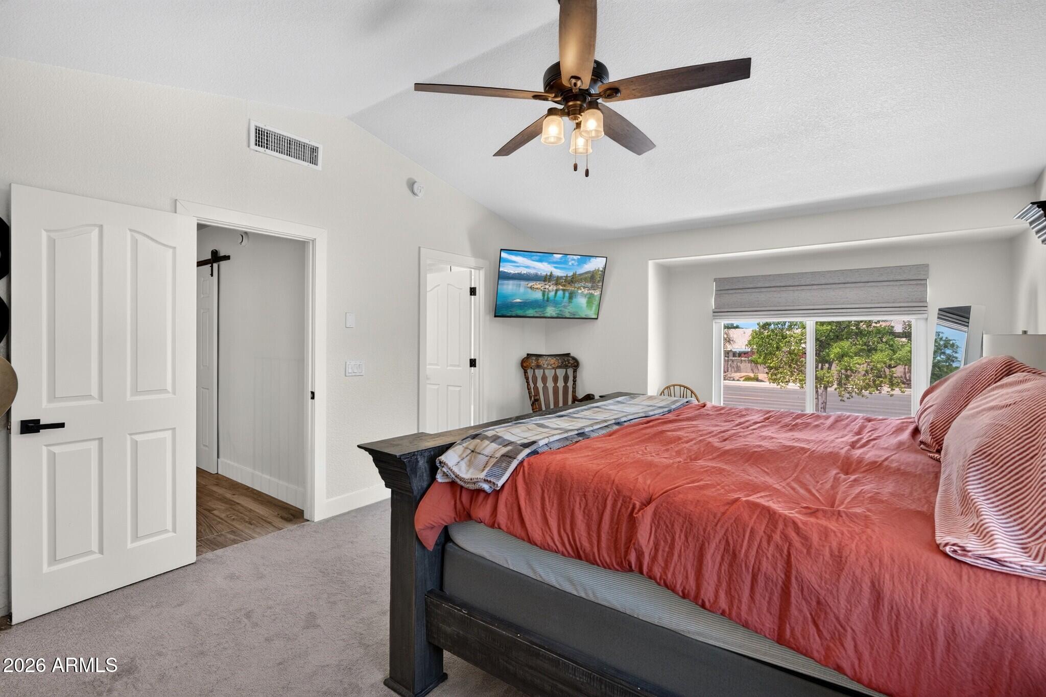 VAL VISTA - Residential