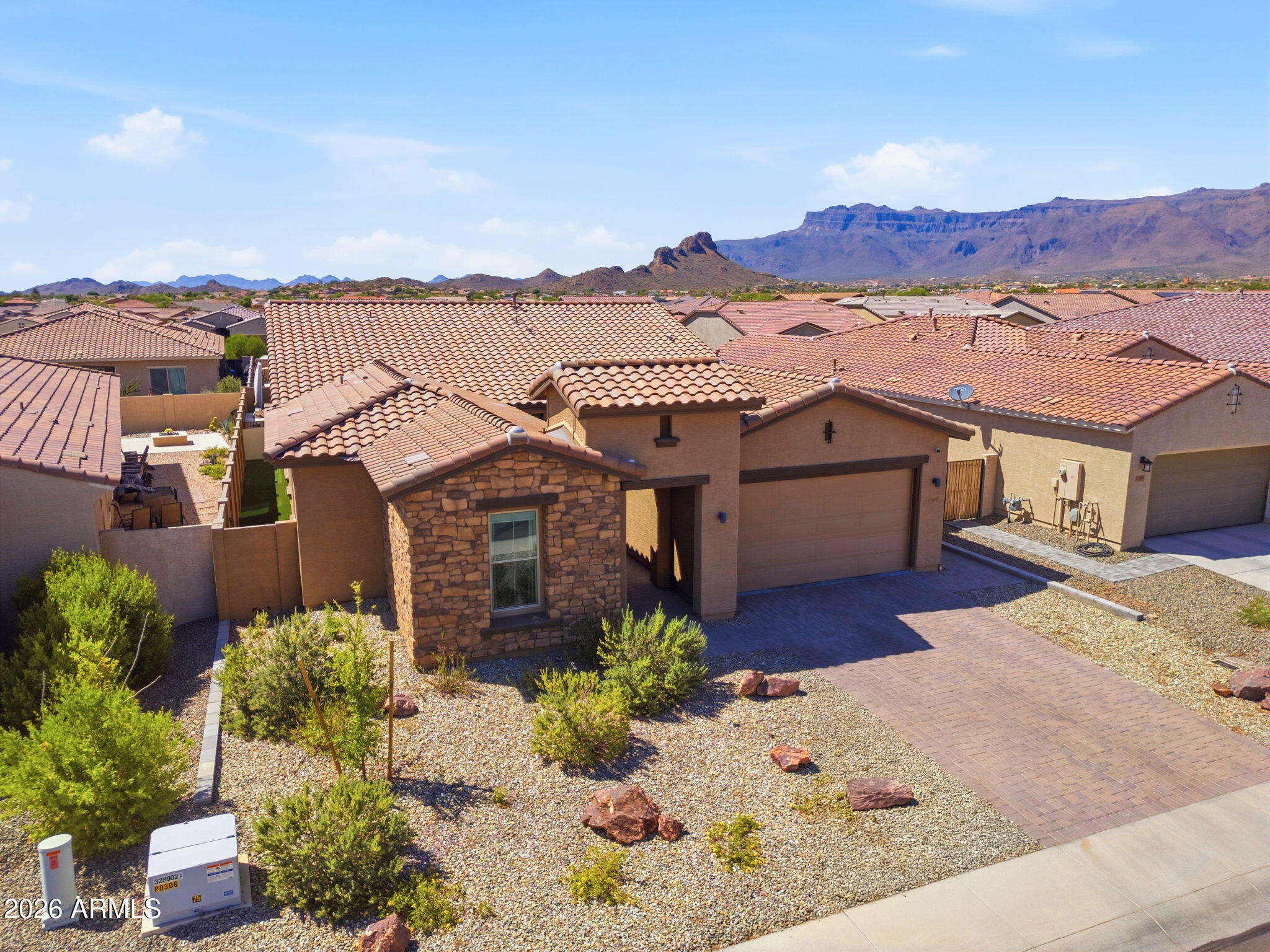 PERALTA CANYON - Residential