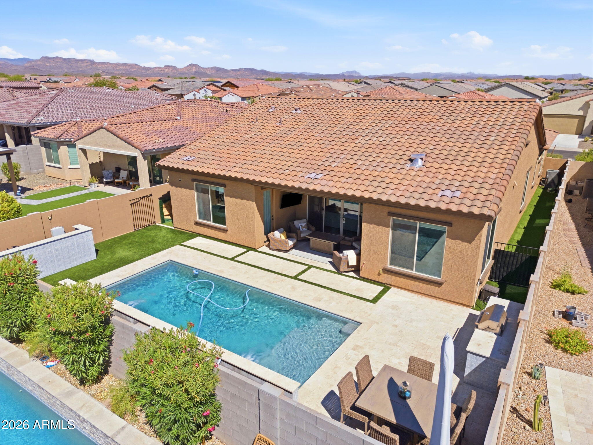 PERALTA CANYON - Residential