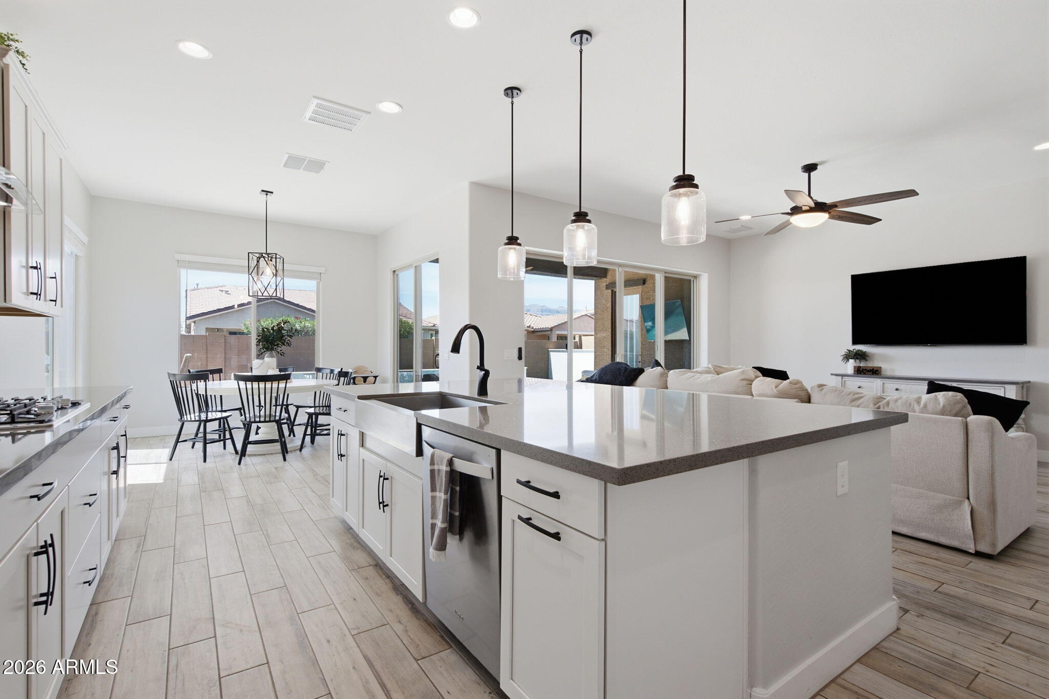 PERALTA CANYON - Residential