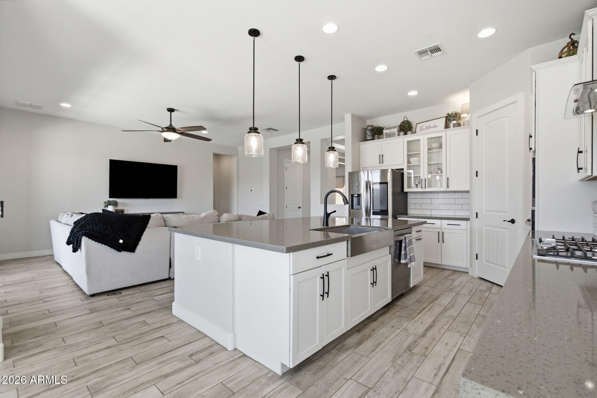 PERALTA CANYON - Residential