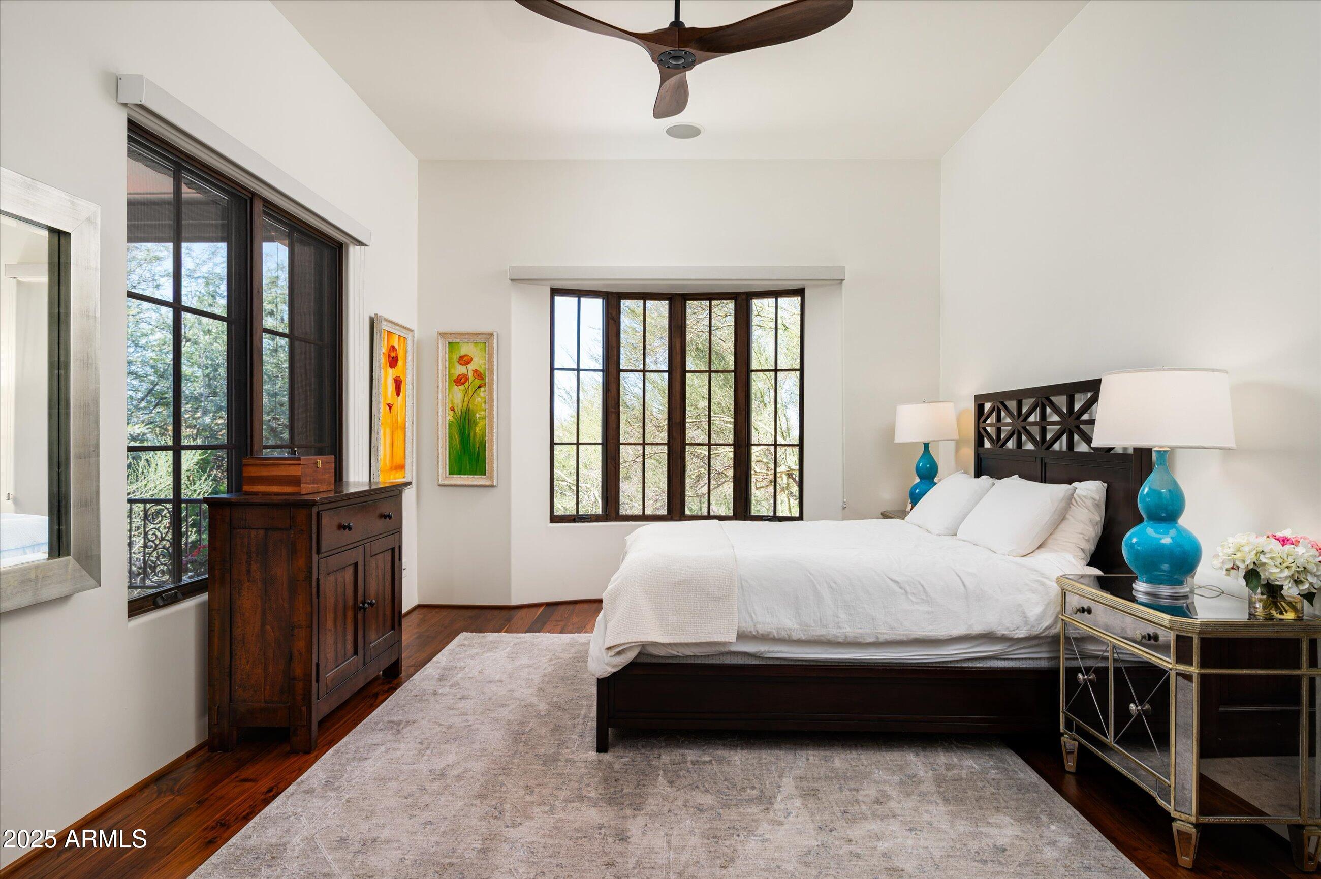 ESTANCIA - Residential