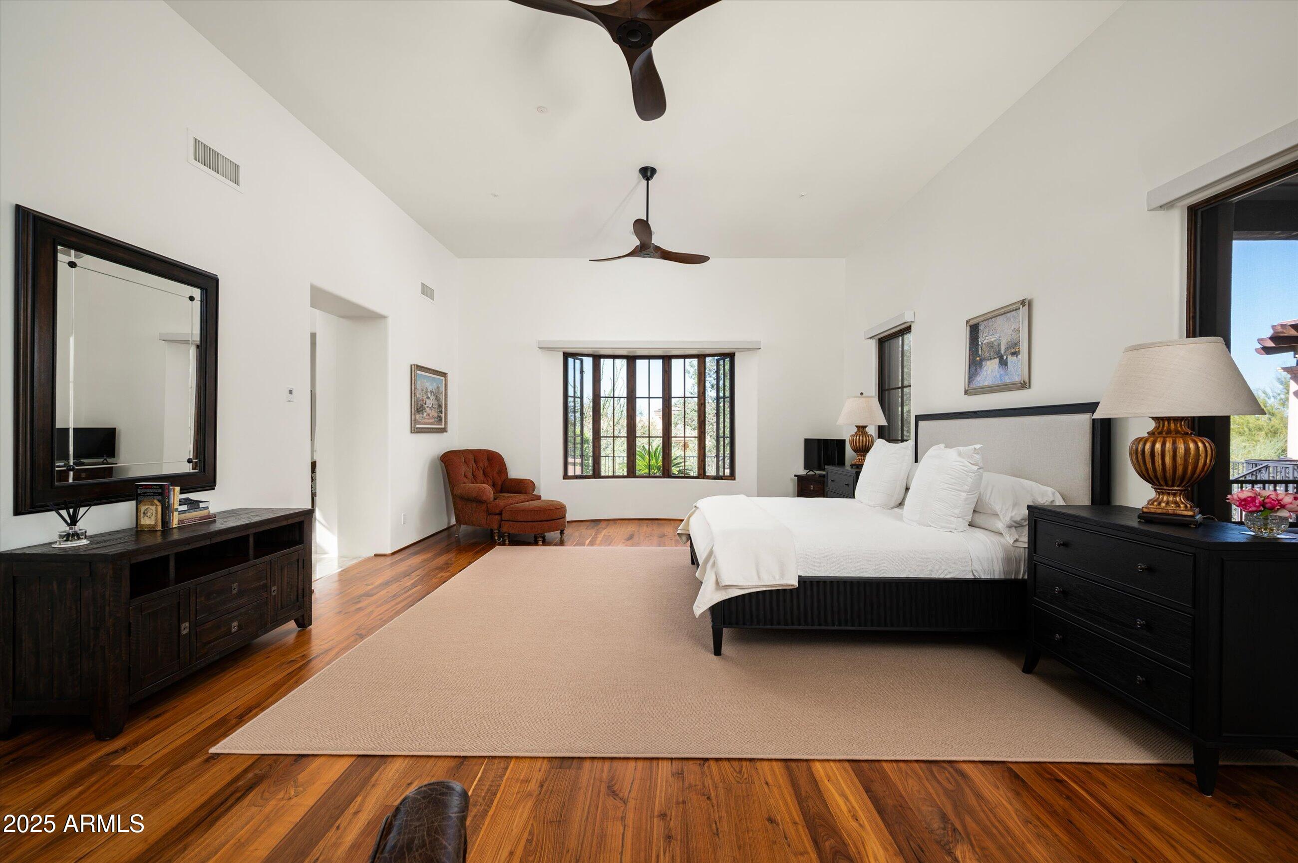 ESTANCIA - Residential