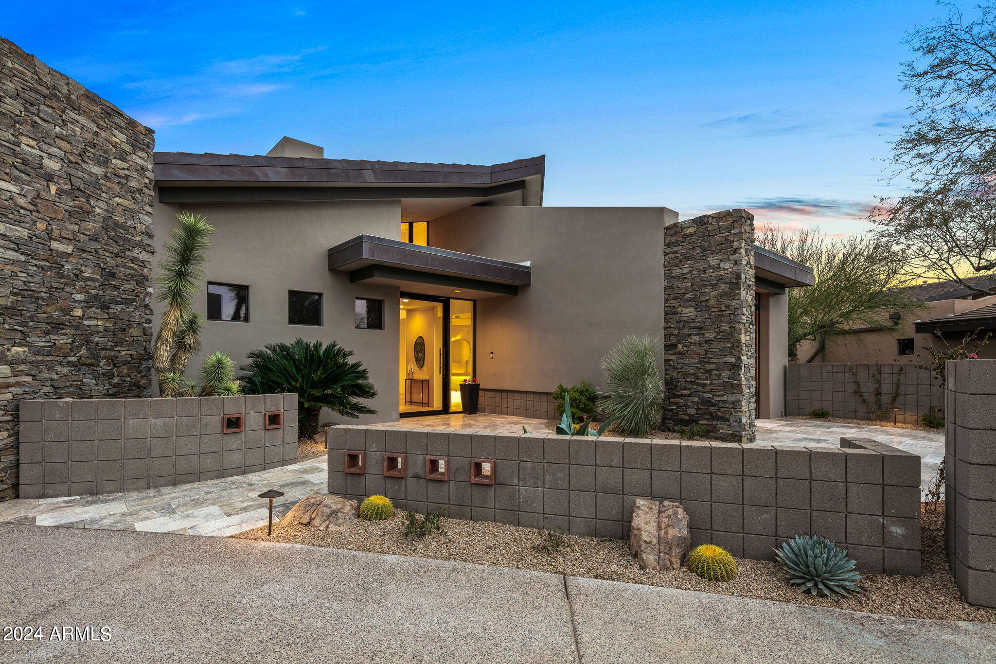 DESERT MOUNTAIN - Residential