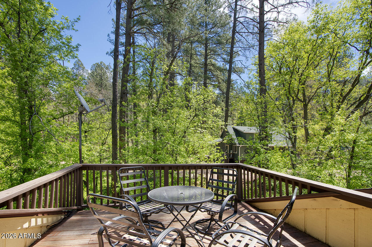 CHRISTOPHER CREEK PARK - Residential