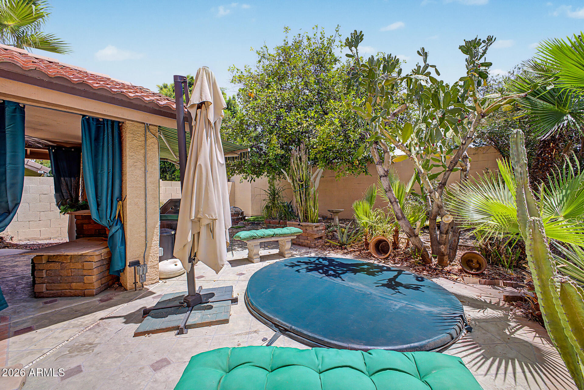 HAMILTON ARROWHEAD RANCH 2 - Residential