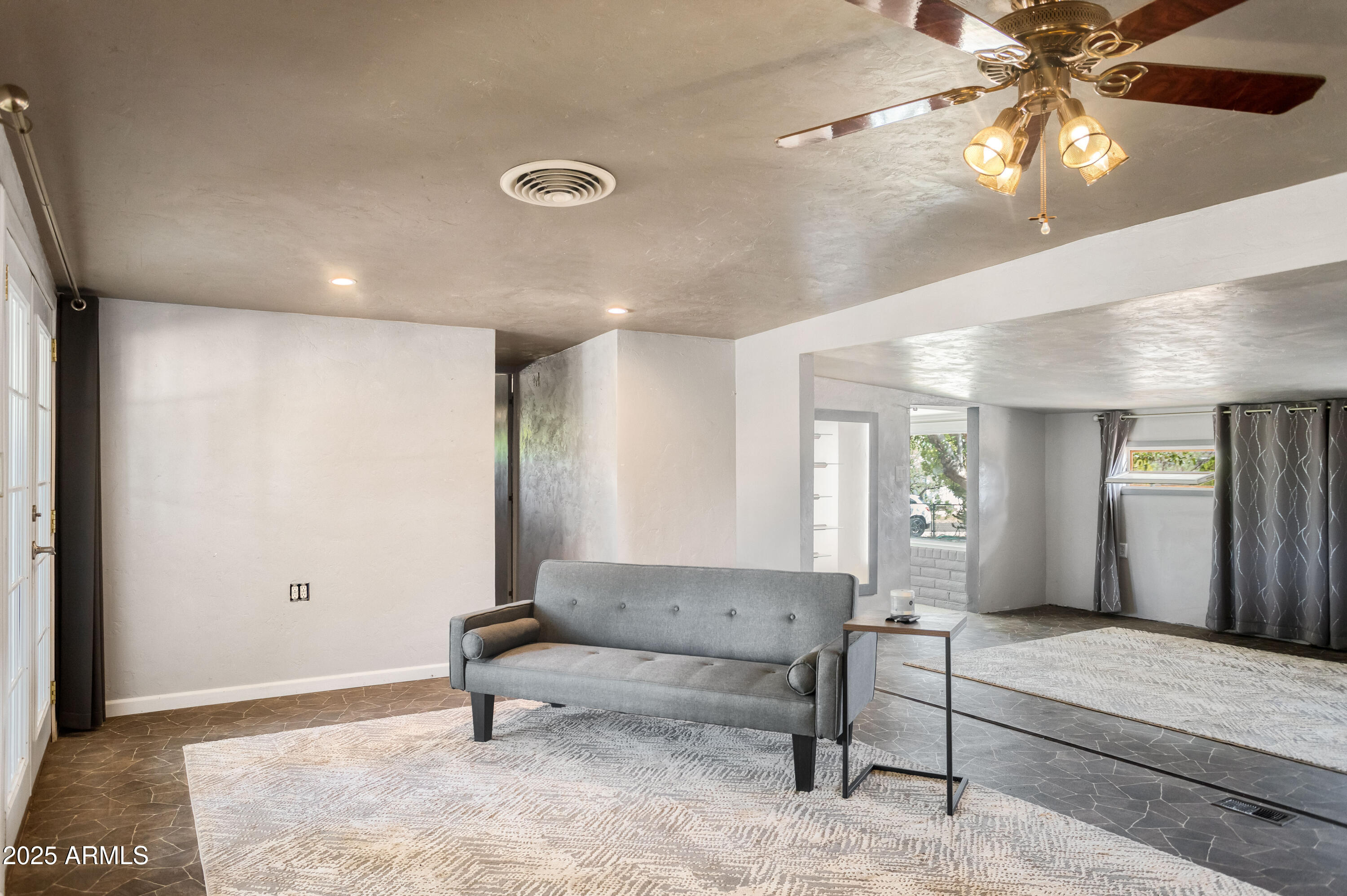 Ligiers 3rd Add - Residential